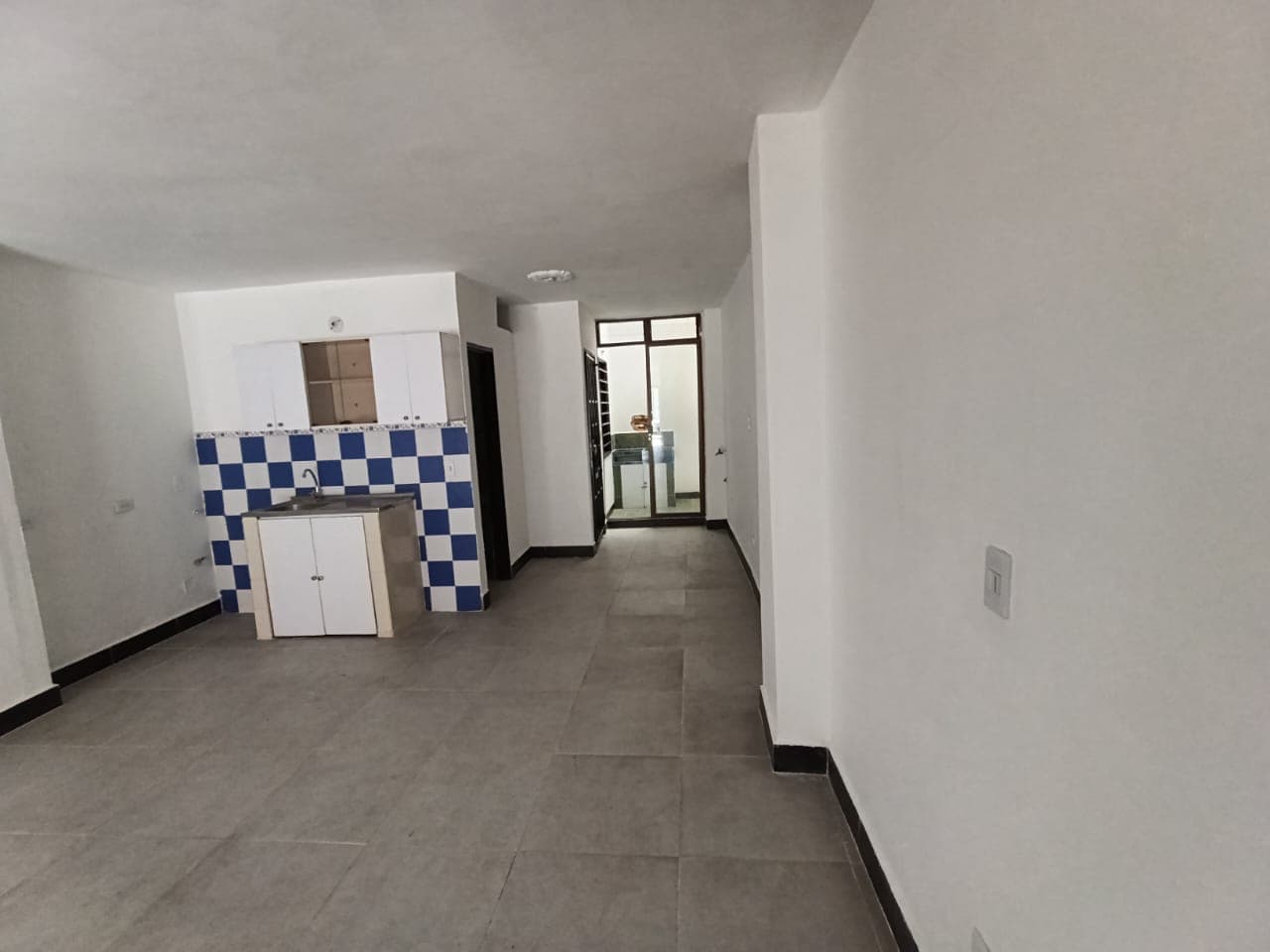 Local en arriendo en Manchester, Bello — foto 4 de 9