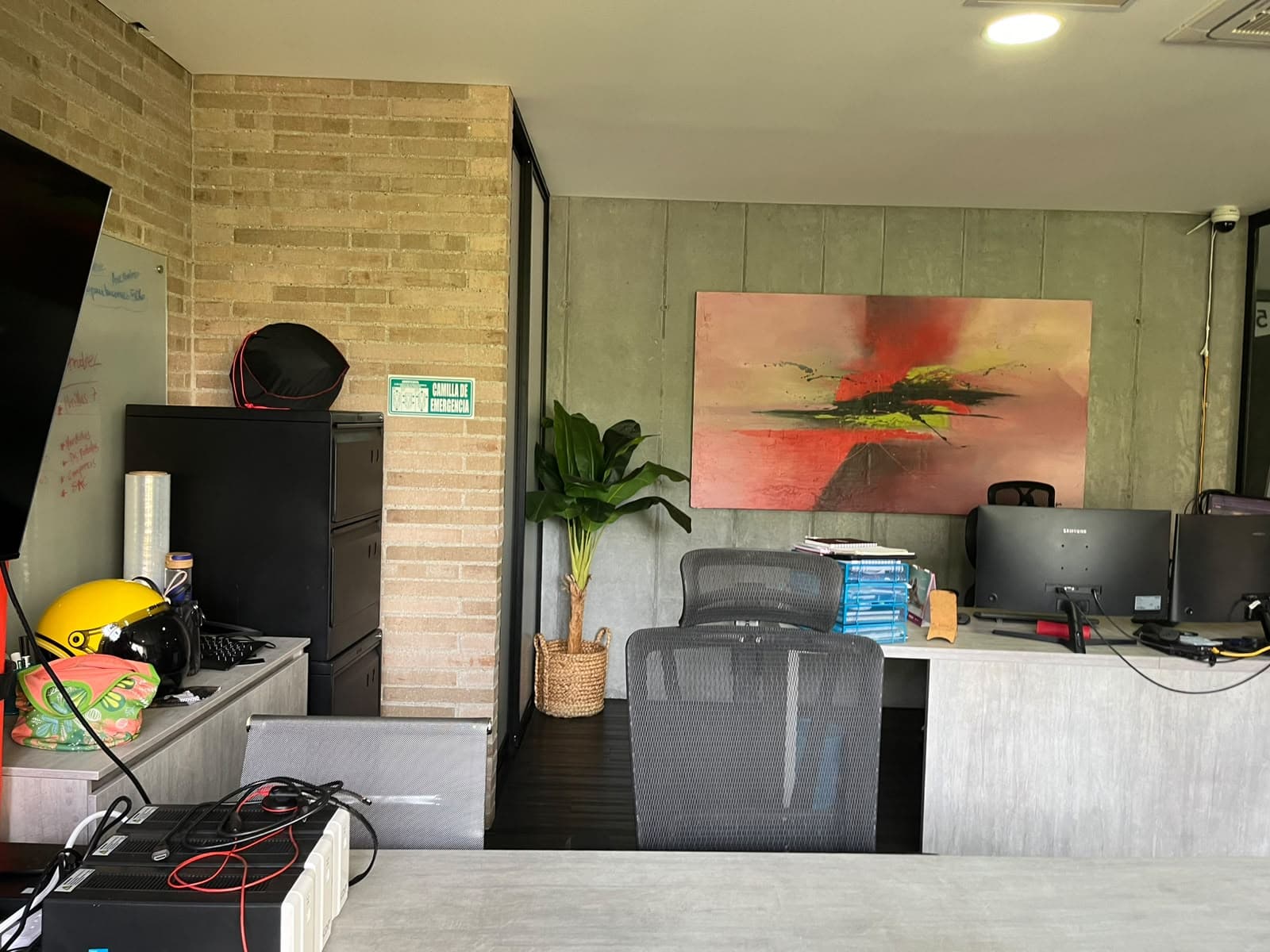 Oficina en arriendo en Lalinde, El Poblado, Medellín — foto 2 de 10