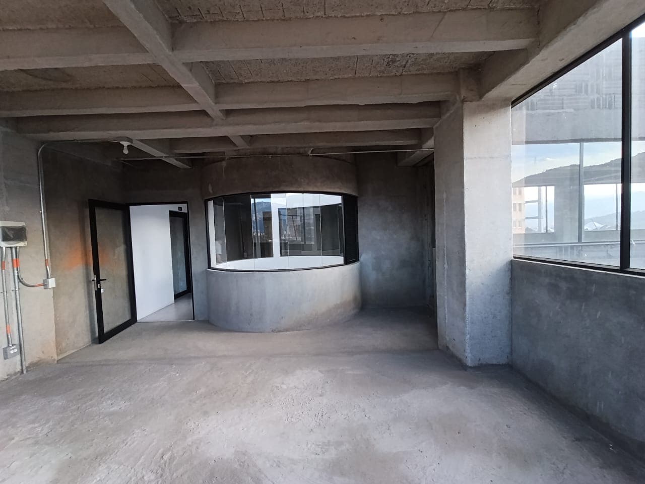 Local en arriendo en Aranjuez, Centro, Medellín — foto 1 de 9