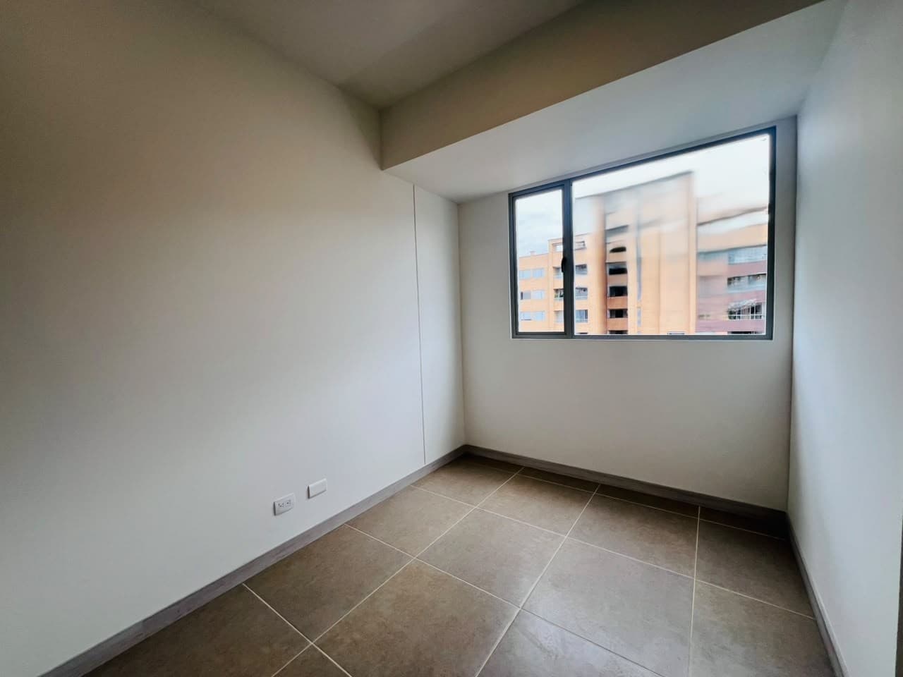 Apartamento en arriendo en Ciudad del Rio, El Poblado, Medellín — foto 3 de 16