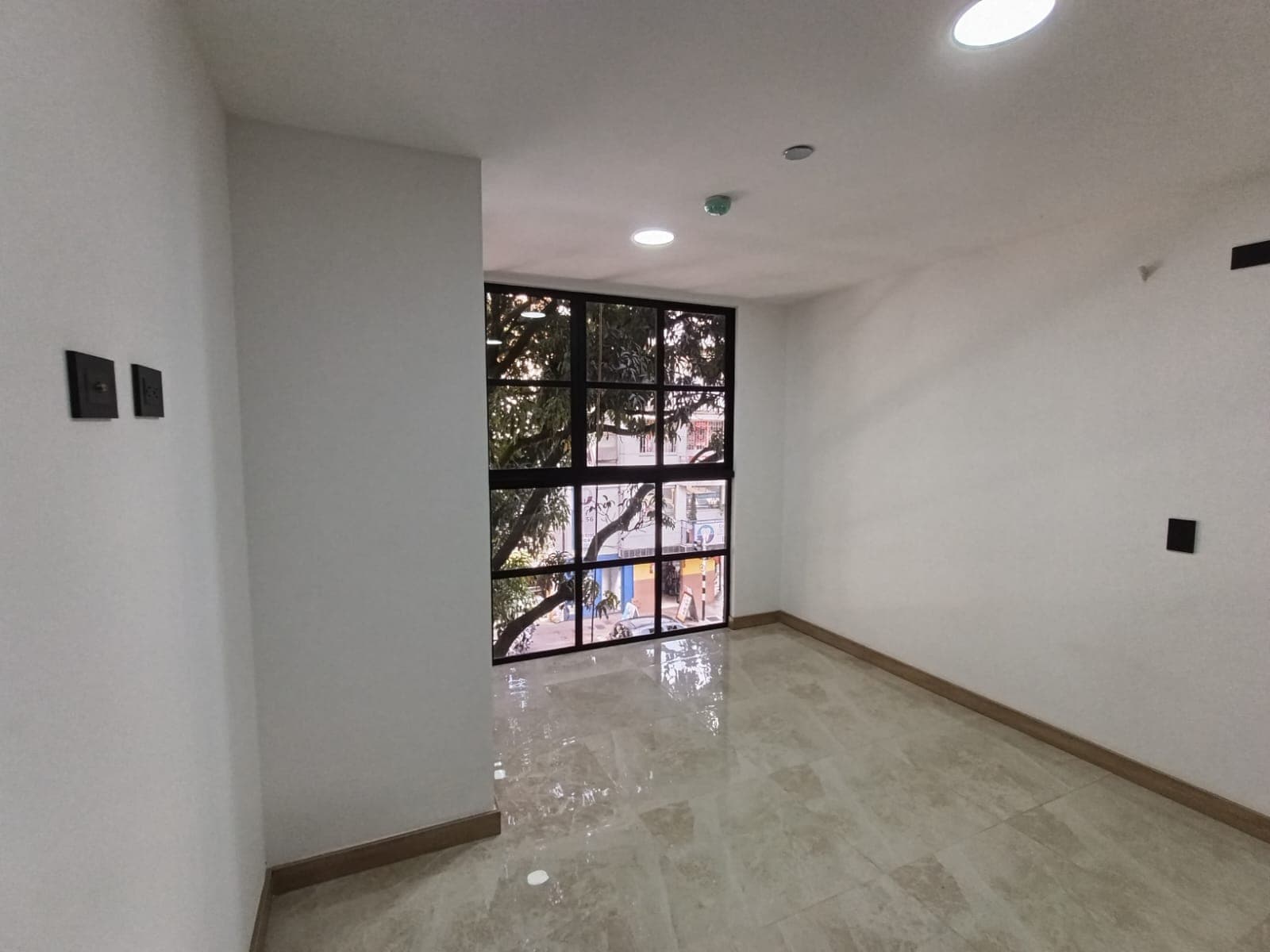 Apartaestudio en arriendo en La Candelaria, Centro, Medellín — foto 3 de 8