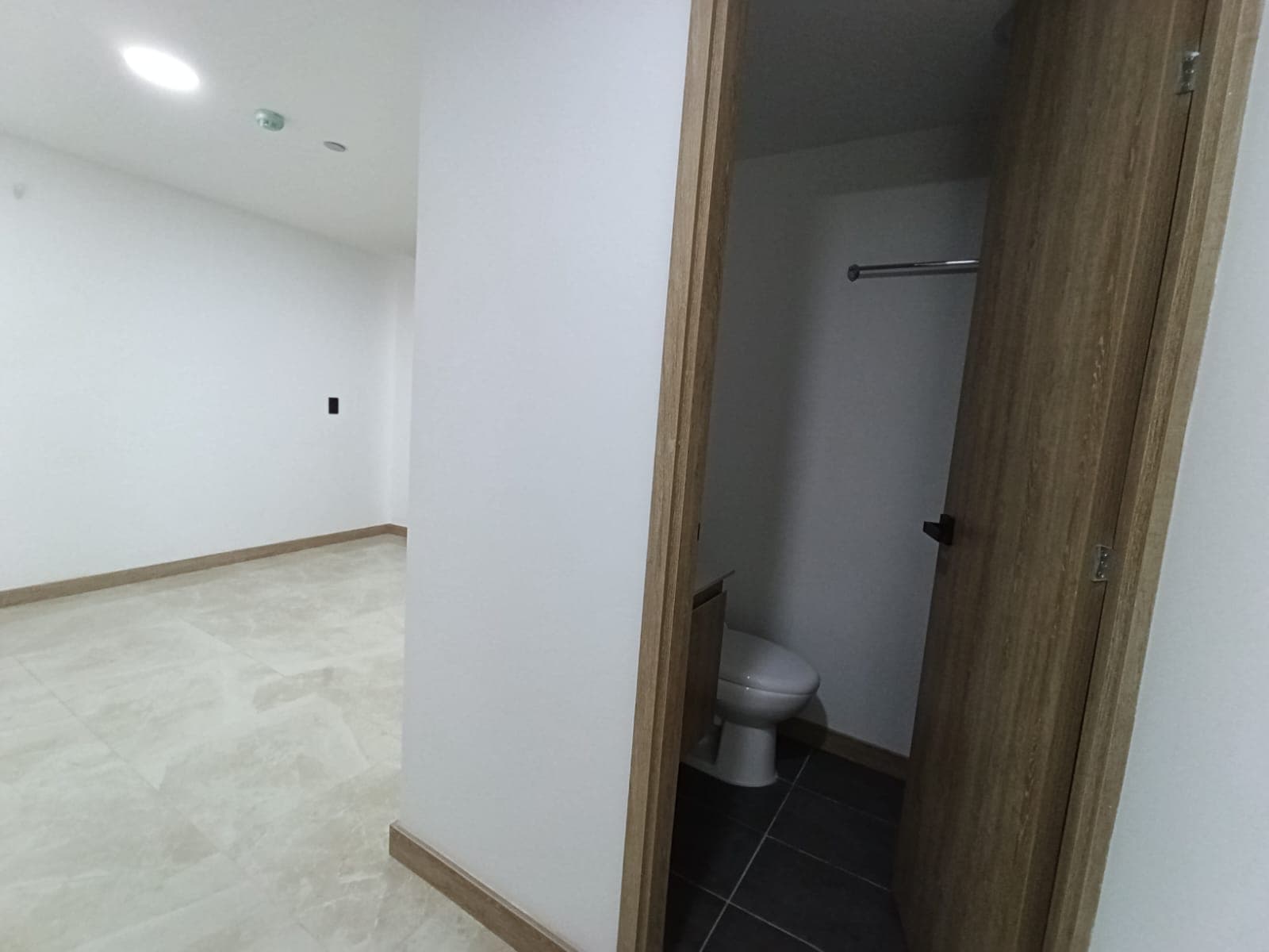 Apartaestudio en arriendo en La Candelaria, Centro, Medellín — foto 5 de 8