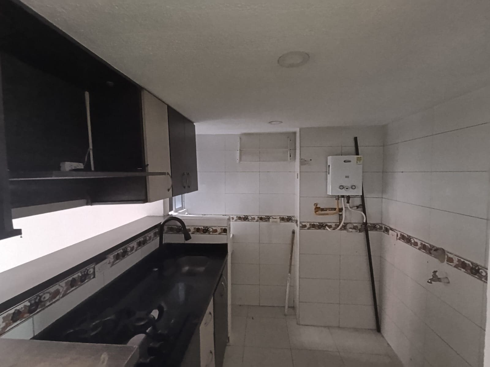Apartamento en arriendo en El Chagualo, Centro, Medellín — foto 2 de 14