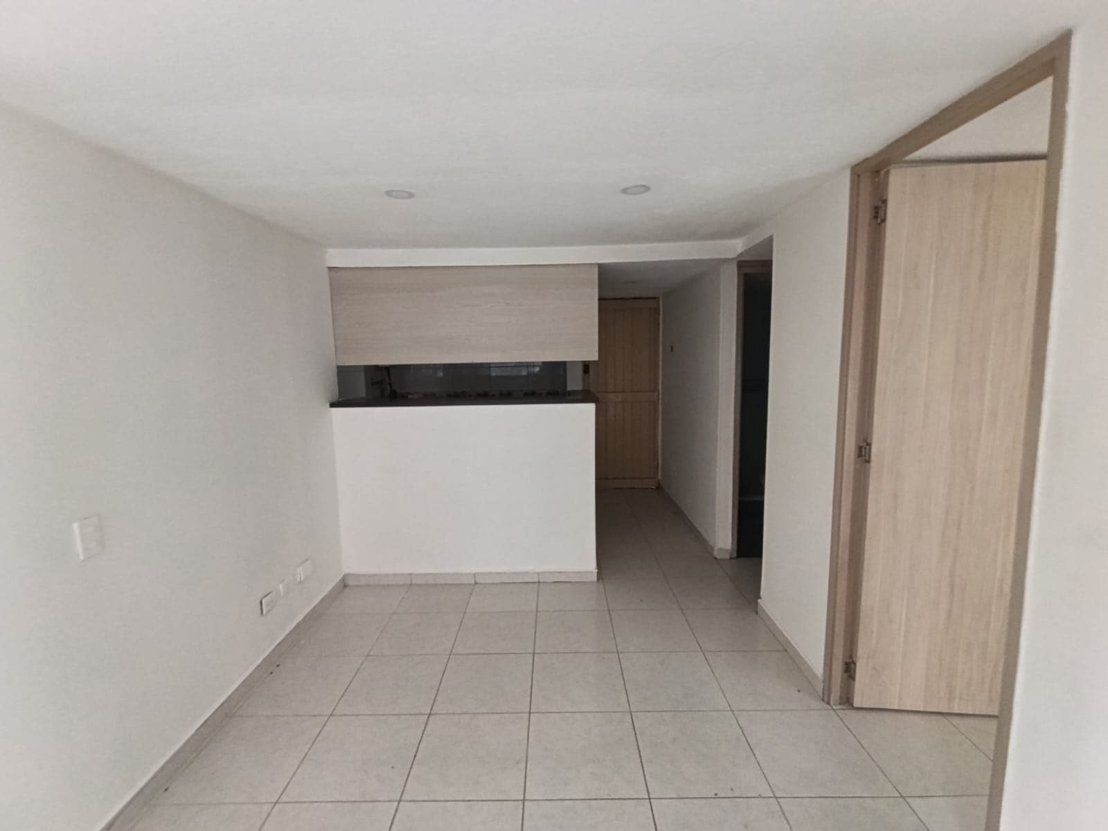 Apartamento en arriendo en El Chagualo, Centro, Medellín — foto 5 de 14