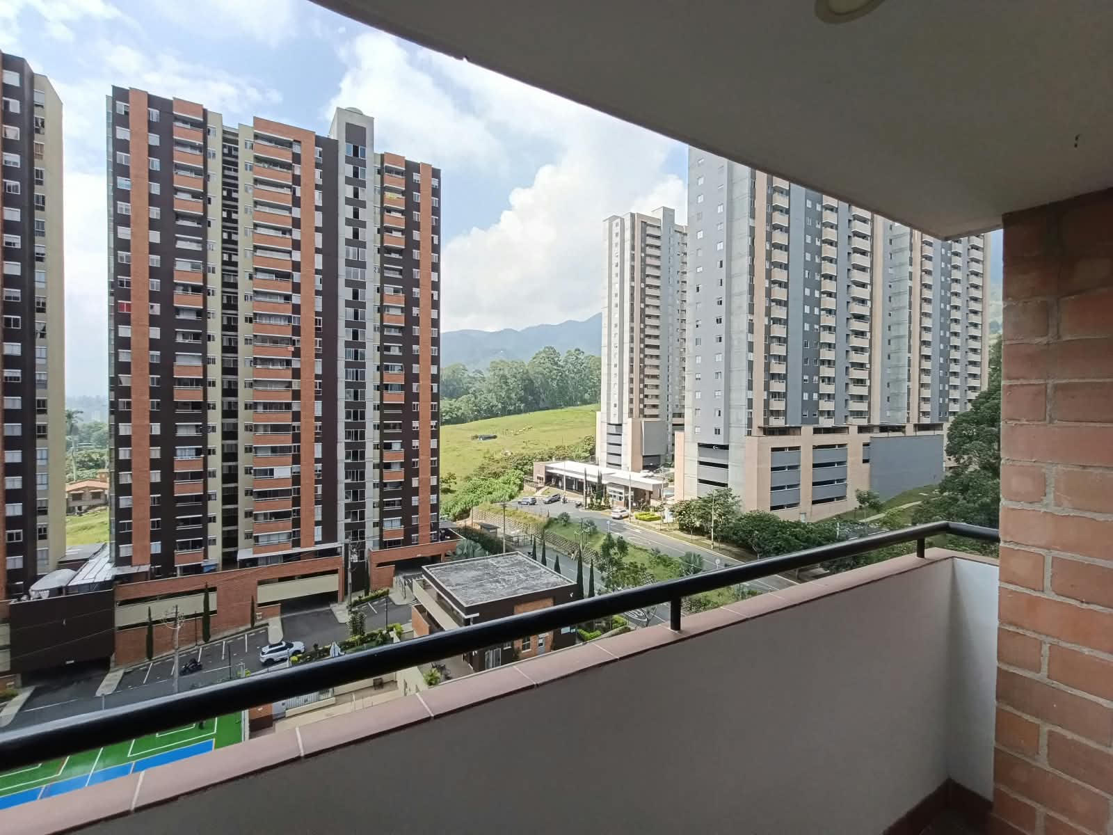 Apartamento en arriendo en La Ferreria, La Estrella — foto 2 de 20