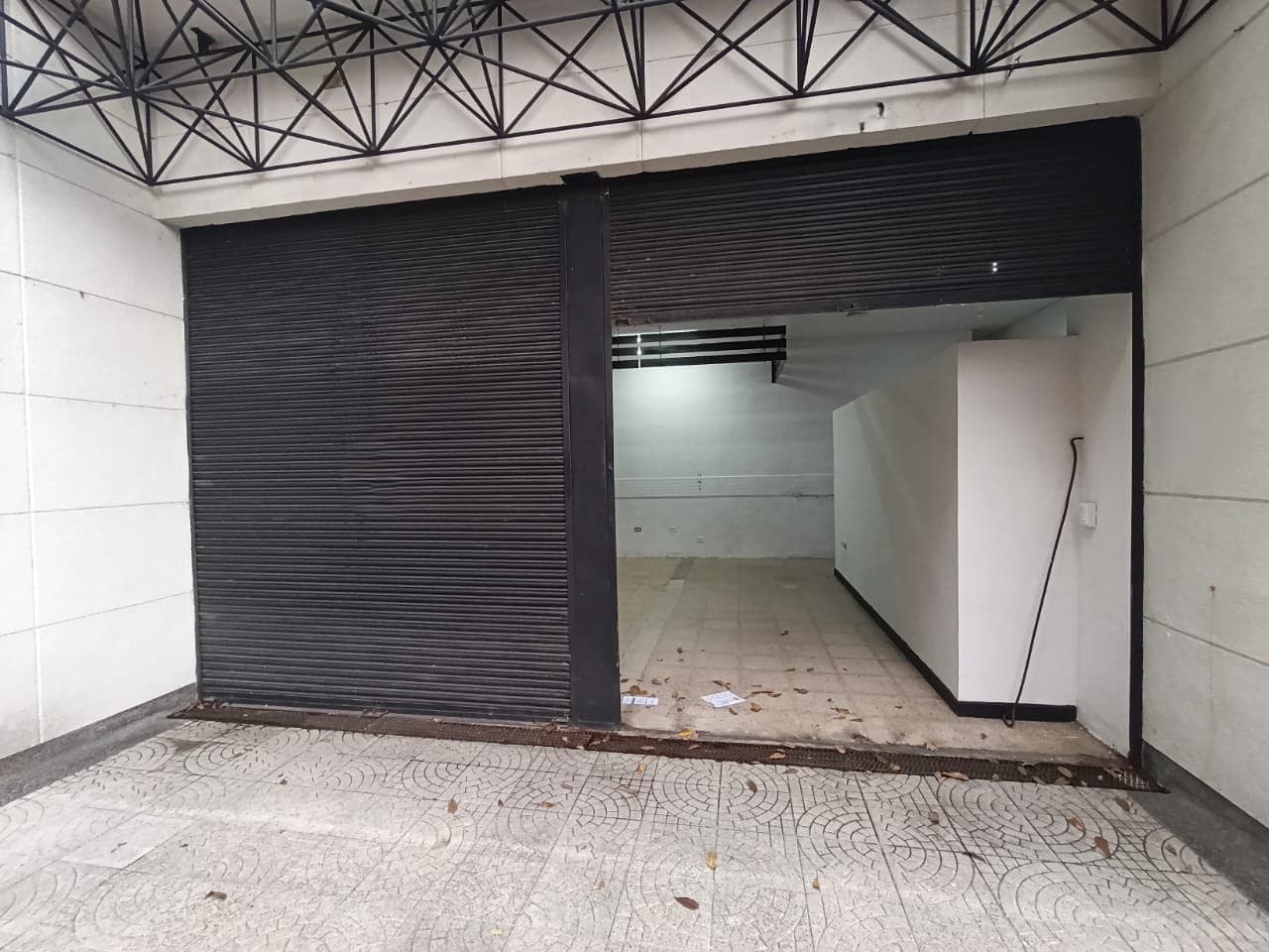 Local en arriendo en Milla de Oro, El Poblado, Medellín — foto 1 de 15
