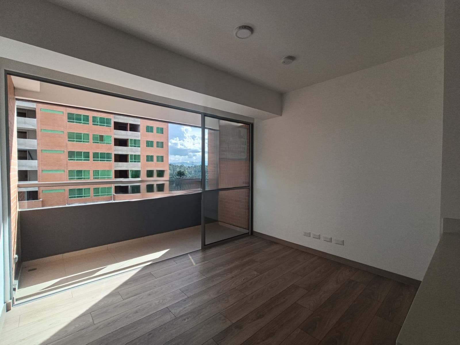 Apartamento en arriendo en El Porvenir Rio Negro, Rionegro — foto 2 de 12