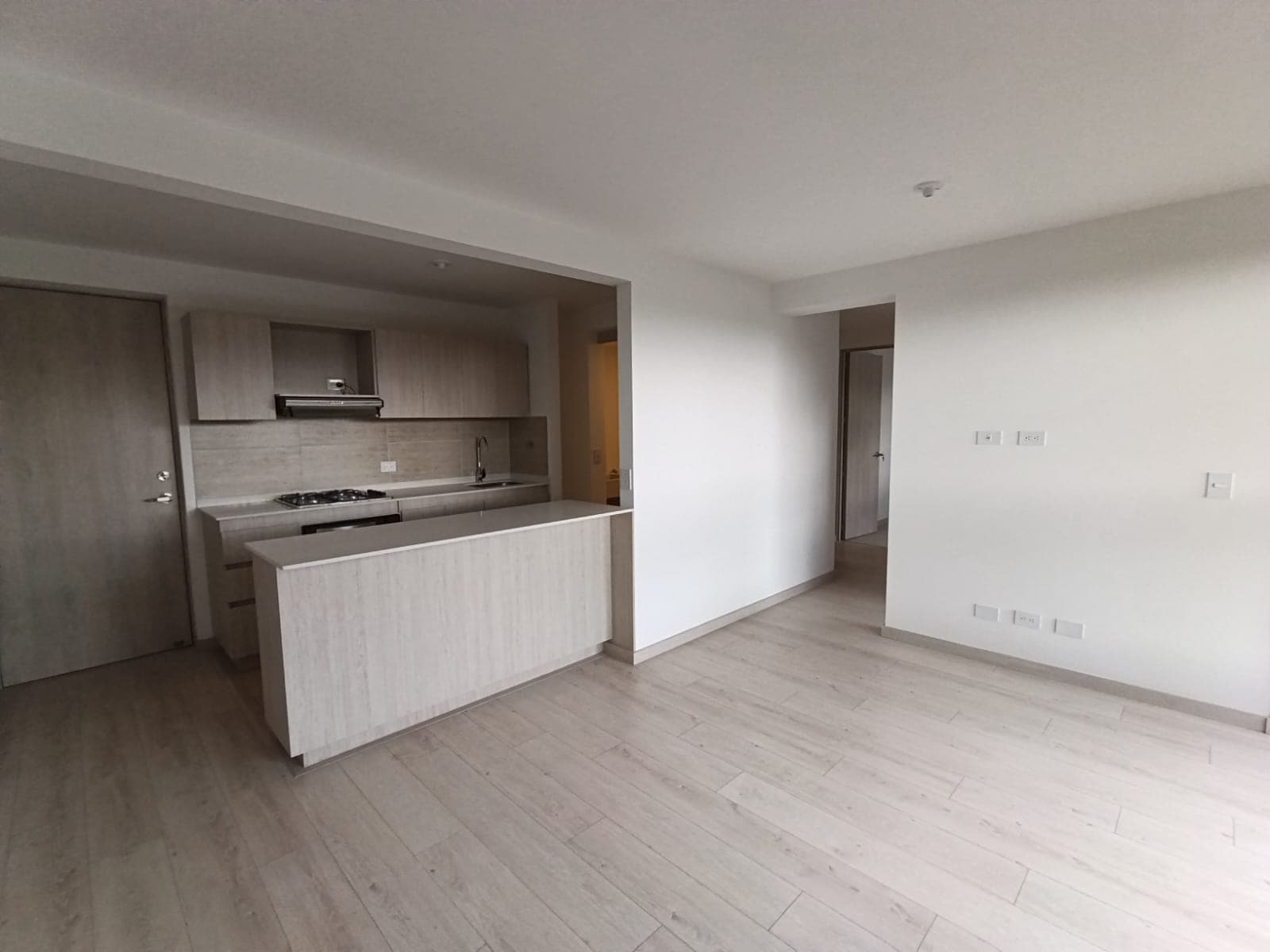 Apartamento en arriendo en San Antonio de Pereira, Rionegro — foto 1 de 10