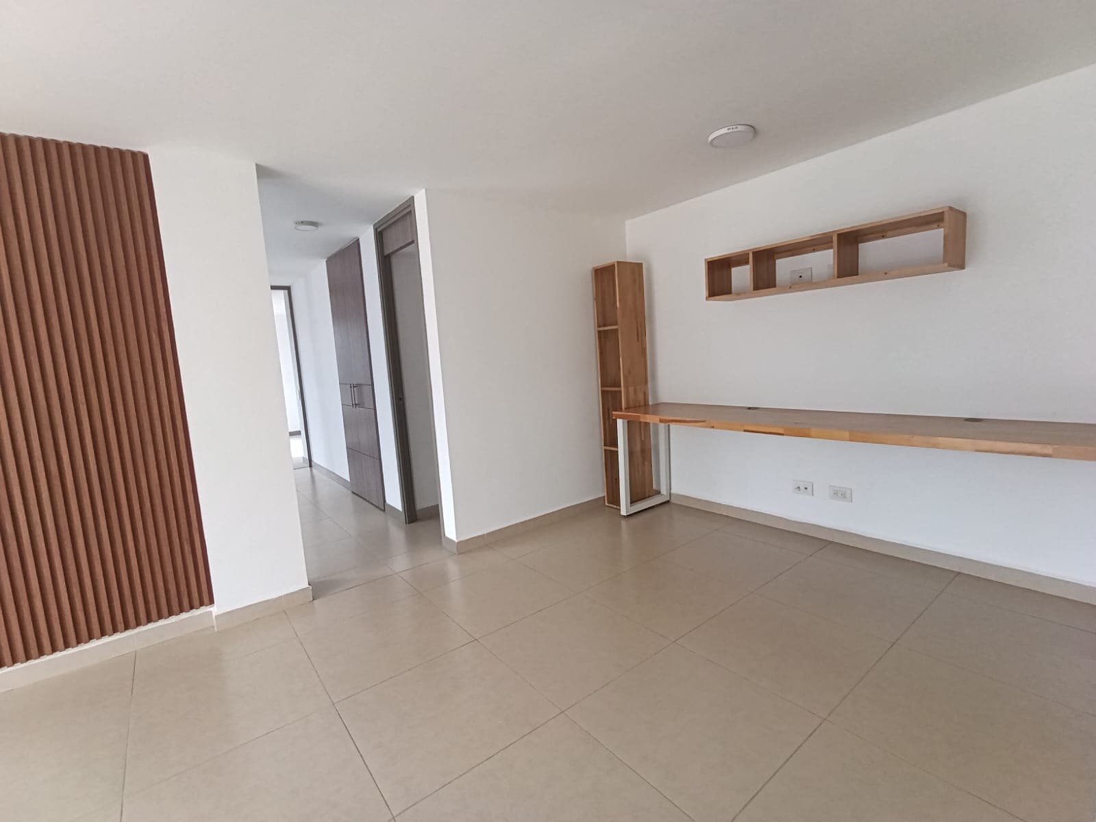 Apartamento en arriendo en Loma de las Brujas, Envigado — foto 4 de 16