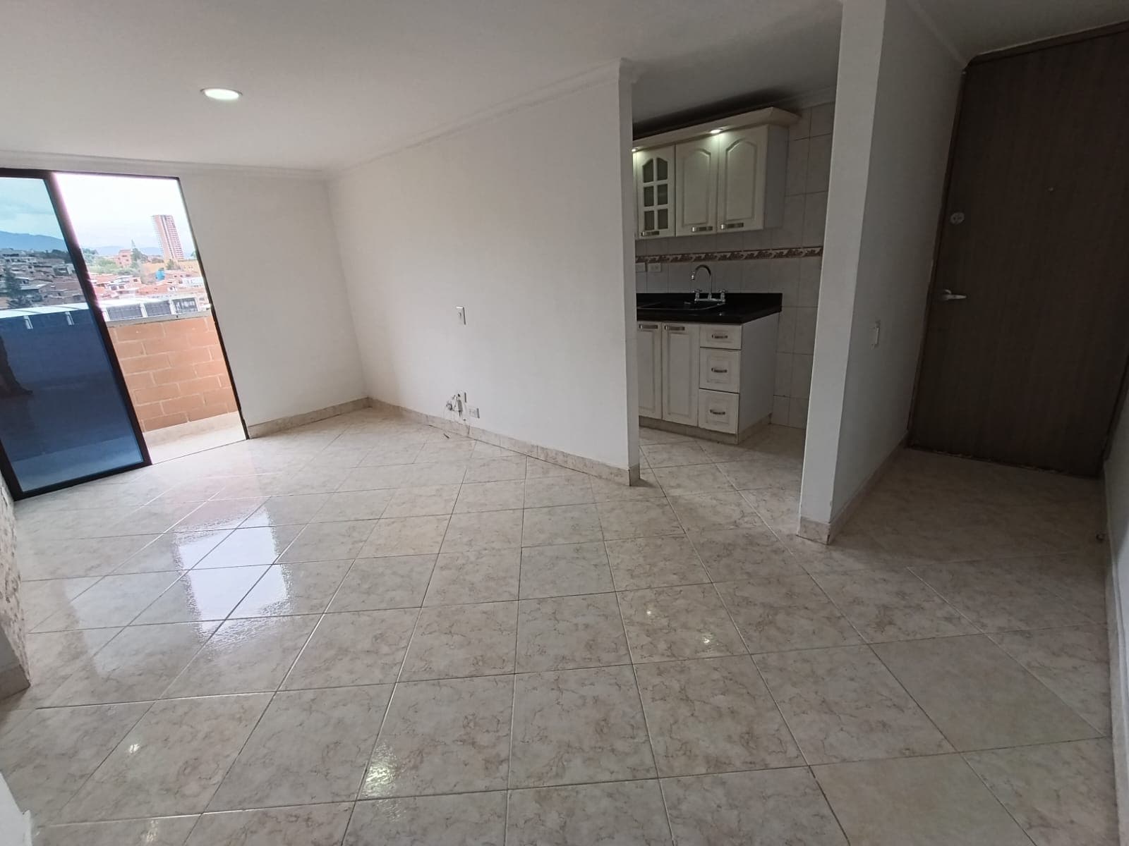 Apartamento en arriendo en Villa Flora, Robledo, Medellín — foto 1 de 20