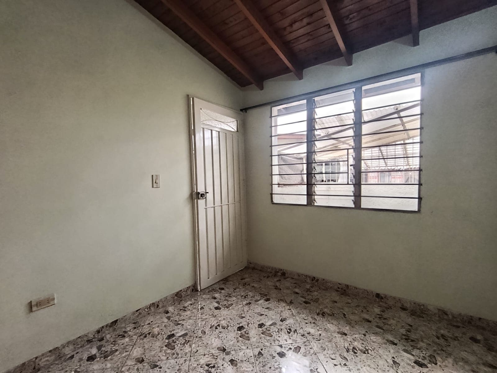Casa Comercial en arriendo en Santa Fe, Guayabal, Medellín — foto 4 de 20