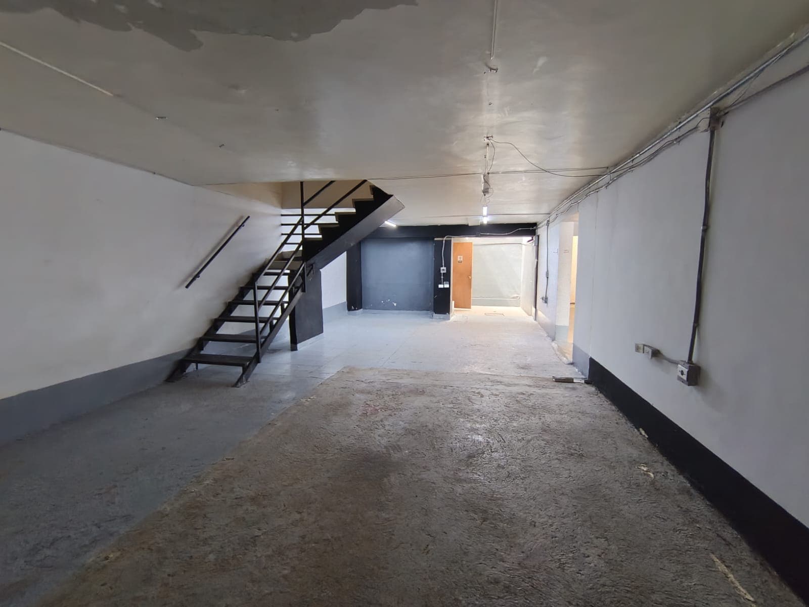 Local en arriendo en Las Acacias Laureles, Medellín — foto 4 de 20