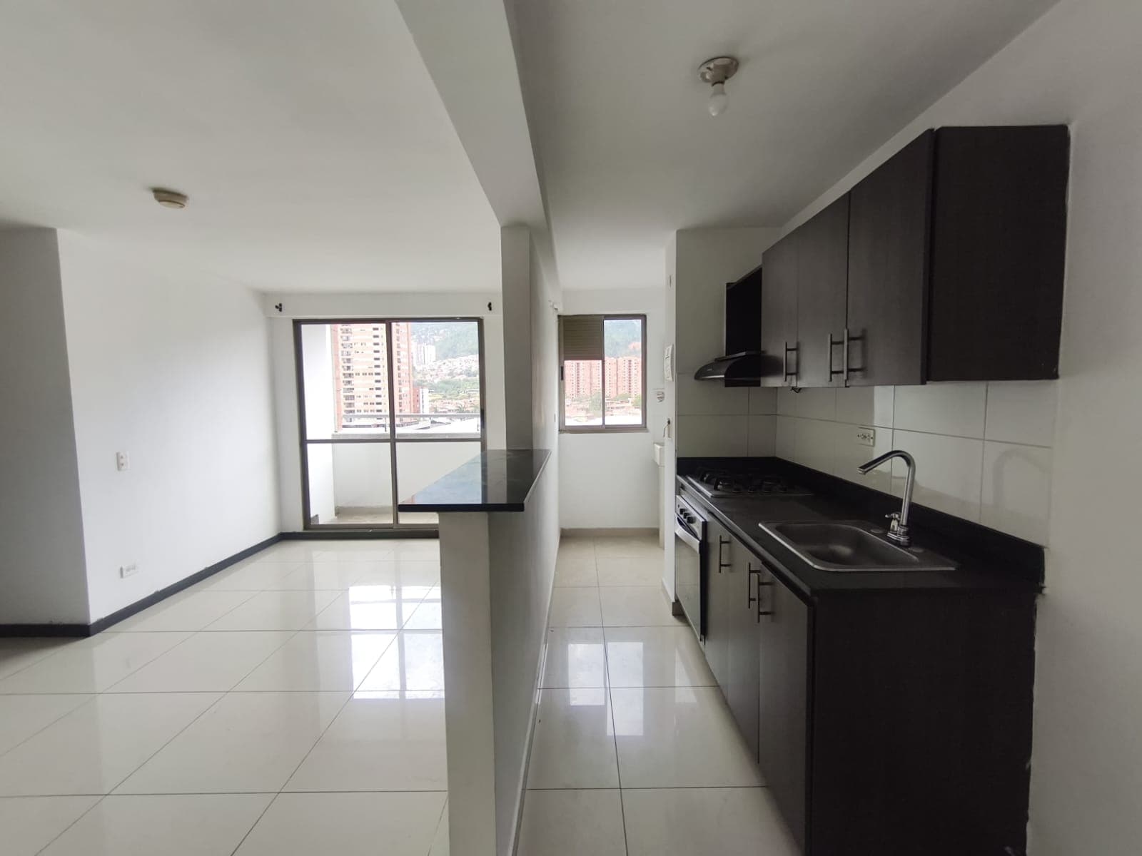 Apartamento en arriendo en Niquia, Bello — foto 2 de 20