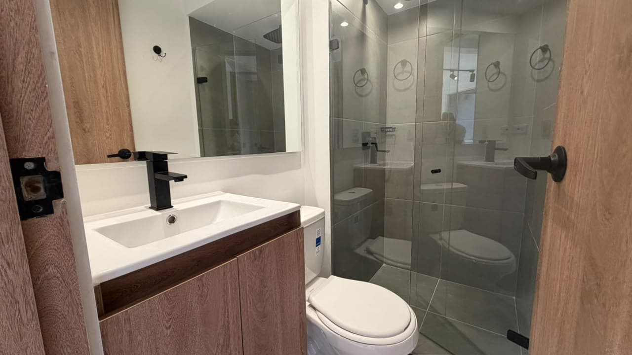 Apartamento en arriendo en Loma San José Sabaneta — foto 4 de 11