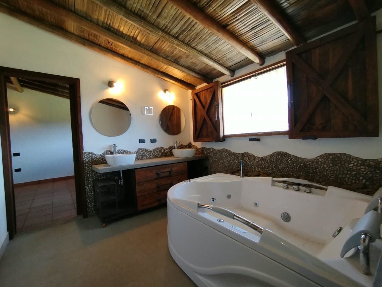 Casa Campestre en arriendo en La Ceja — foto 2 de 20