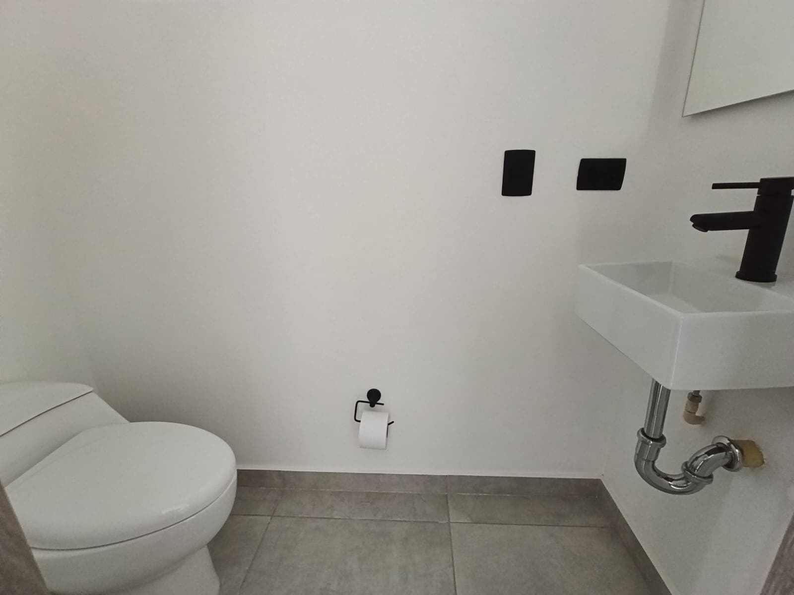 Apartaestudio en arriendo en Loma del Escobero Envigado — foto 5 de 16