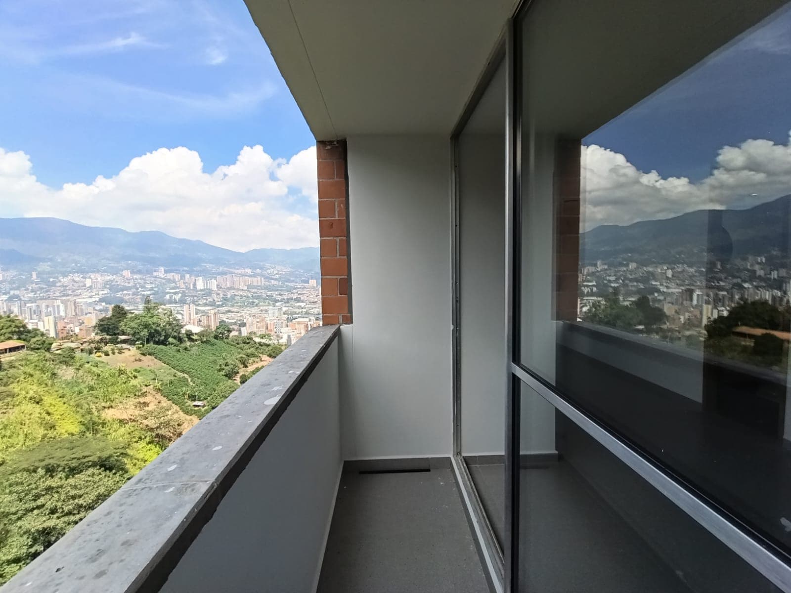 Apartamento en arriendo en Maria Auxiliadora, Sabaneta — foto 1 de 20