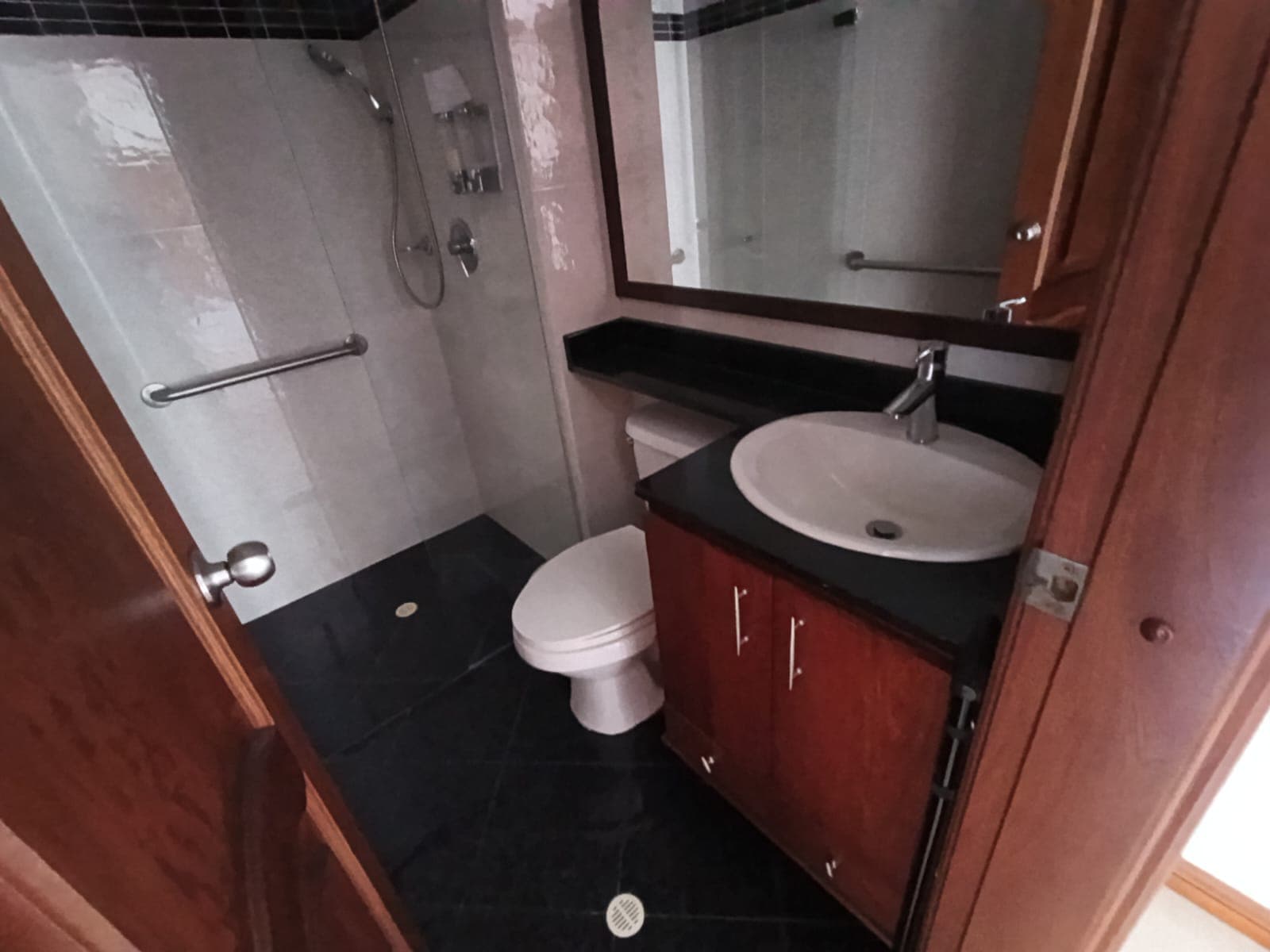 Apartamento en arriendo en Laureles Medellín — foto 3 de 16