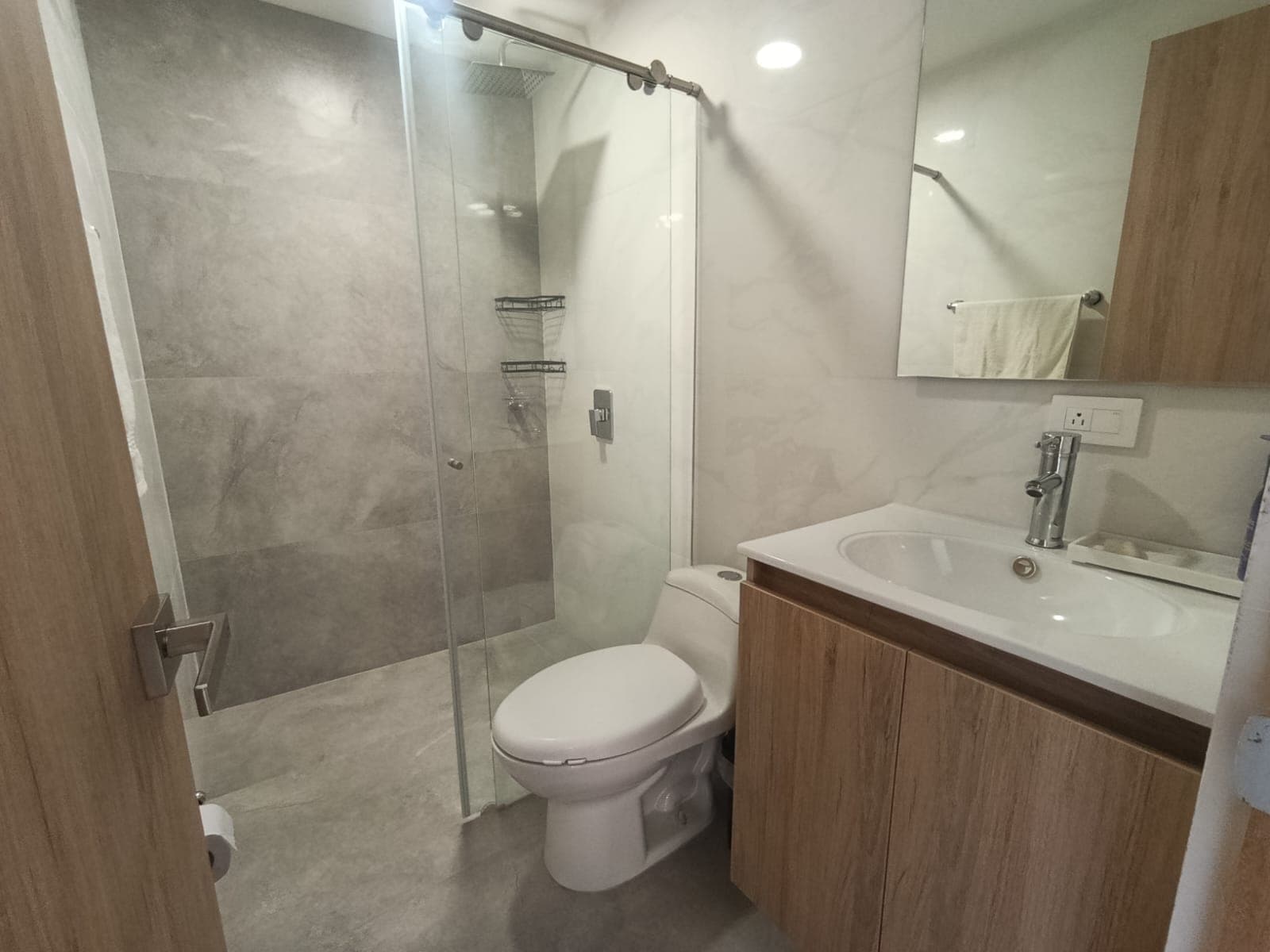 Apartamento en arriendo en Carmen de Viboral — foto 4 de 13