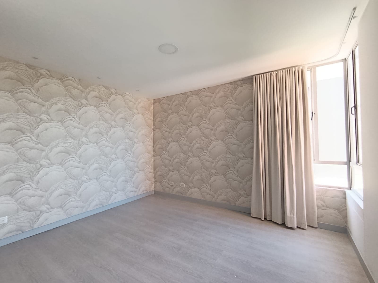 Apartamento en arriendo en Castropol, El Poblado, Medellín — foto 5 de 14
