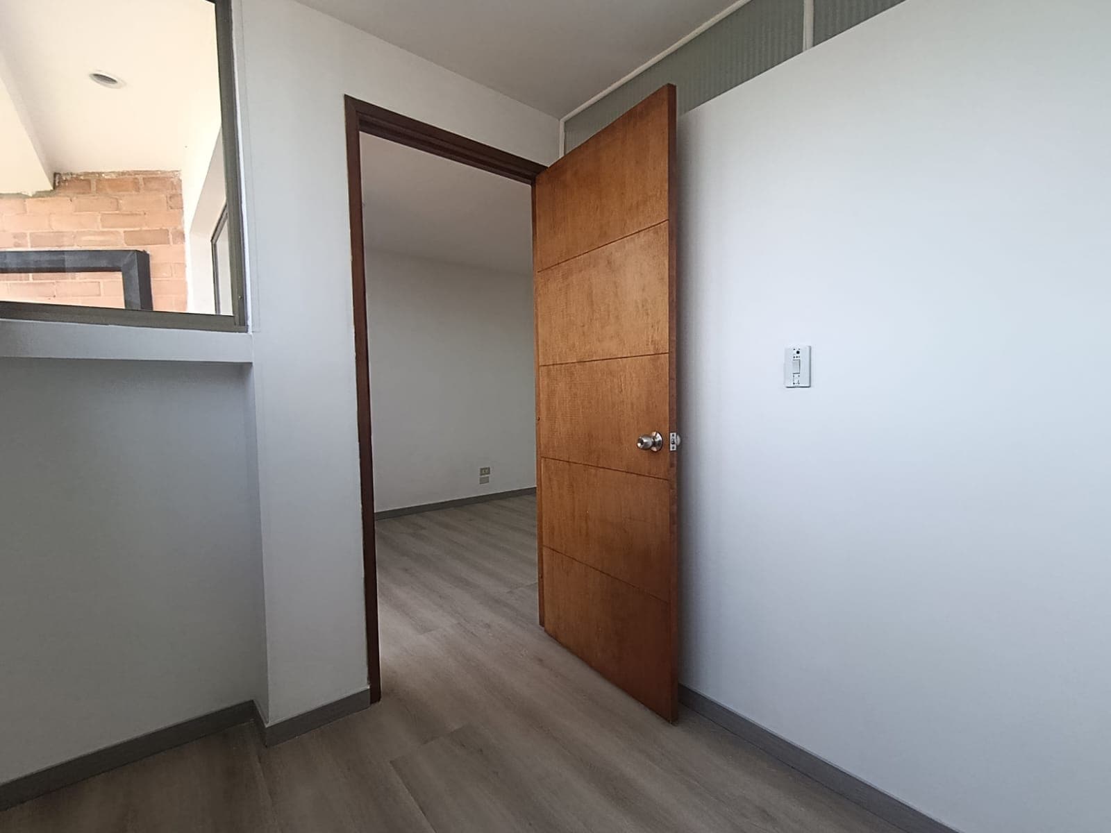 Oficina en arriendo en Las Lomas, El Poblado, Medellín — foto 3 de 13