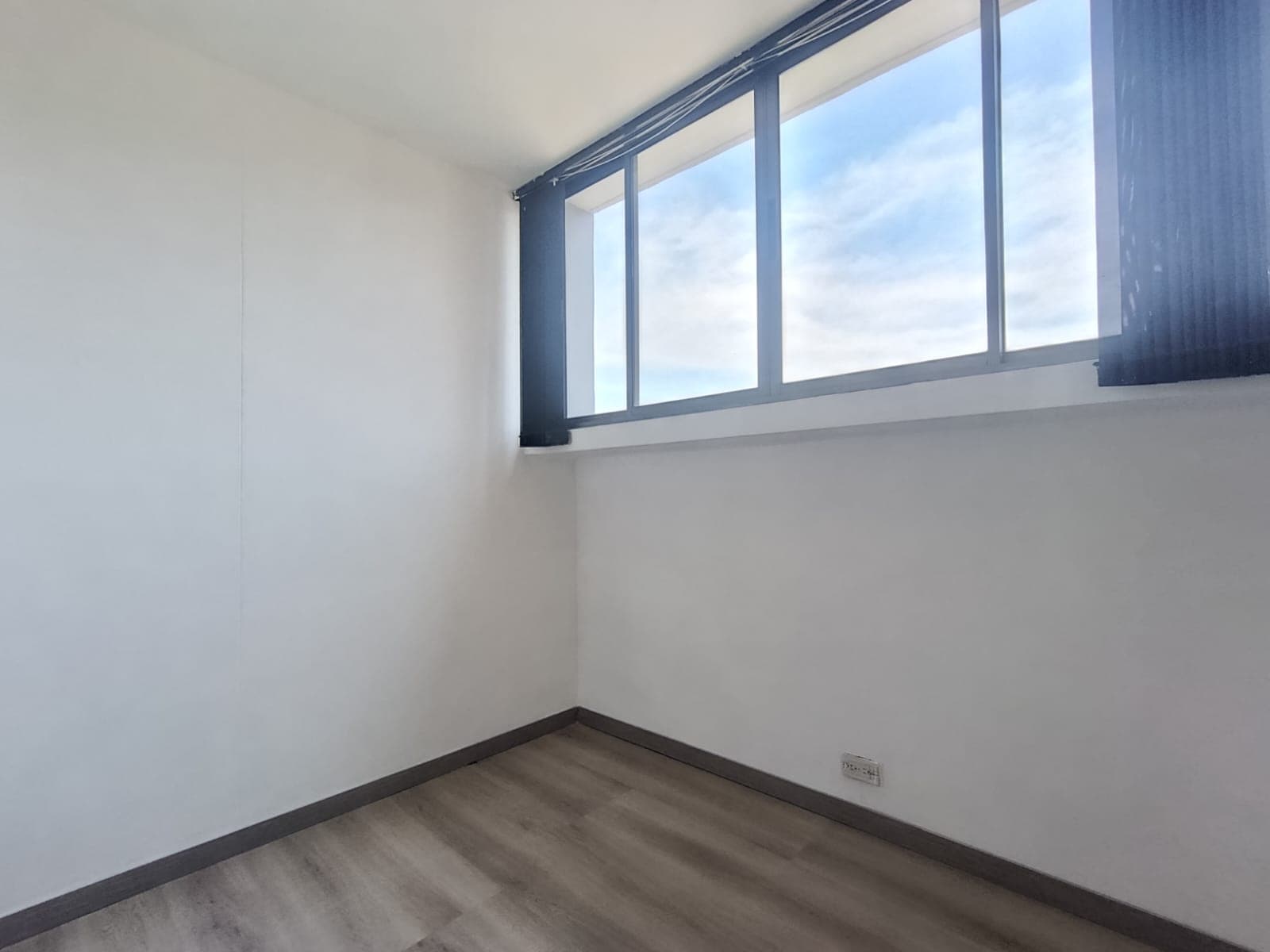 Oficina en arriendo en Las Lomas, El Poblado, Medellín — foto 4 de 13