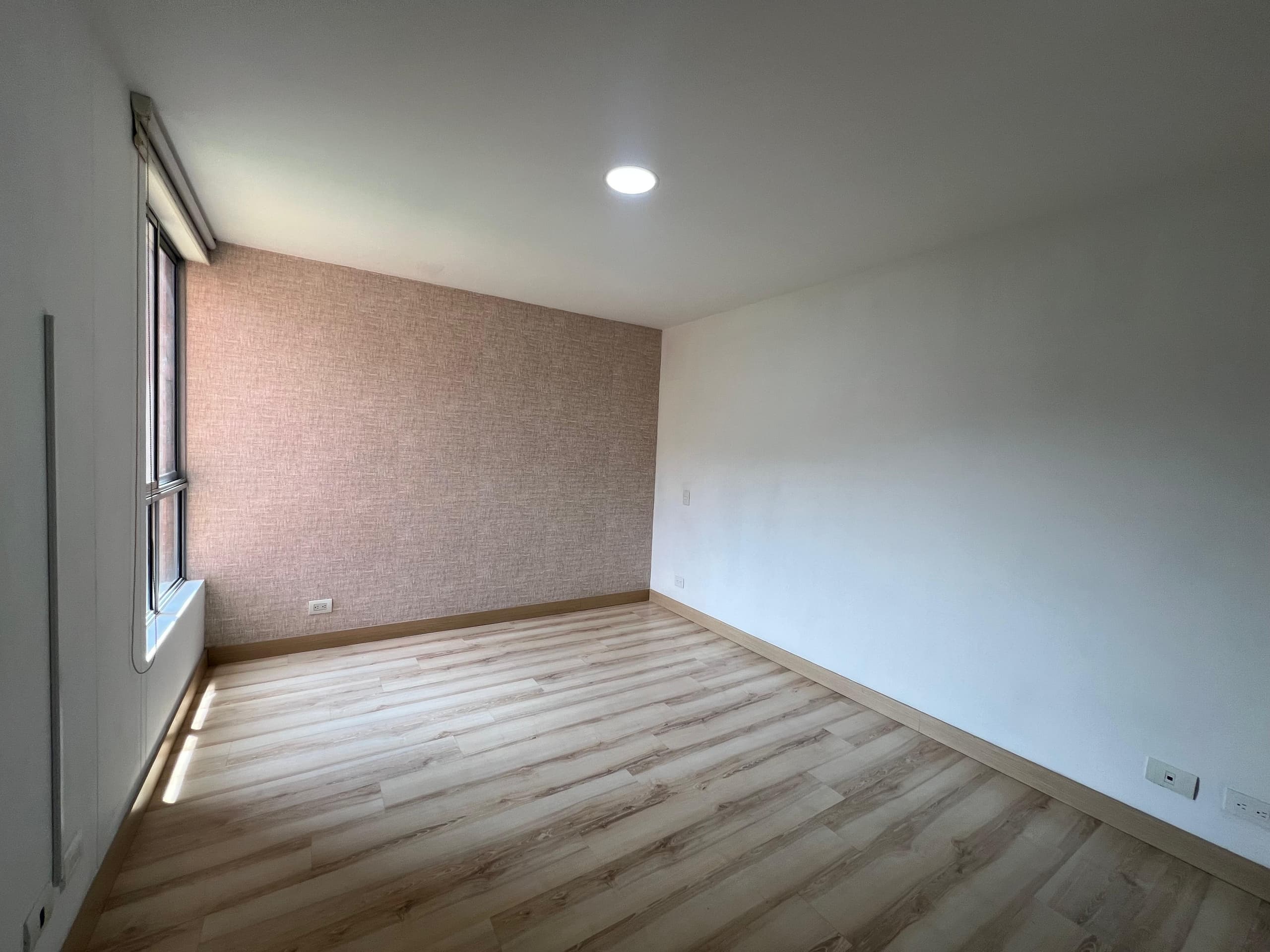 Apartamento en arriendo en Castropol, El Poblado, Medellín — foto 5 de 16