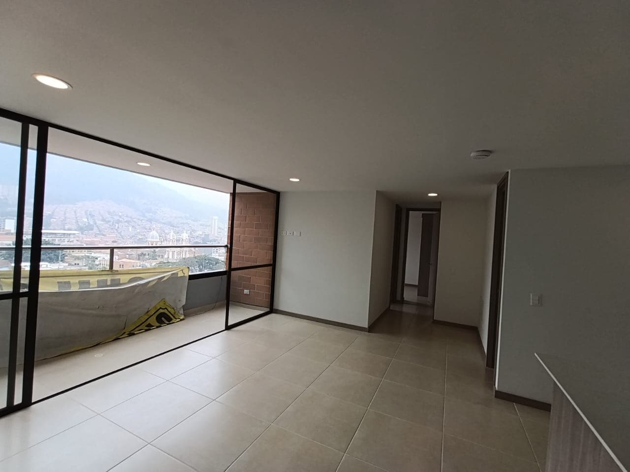 Apartamento en arriendo en Manchester, Bello — foto 1 de 12