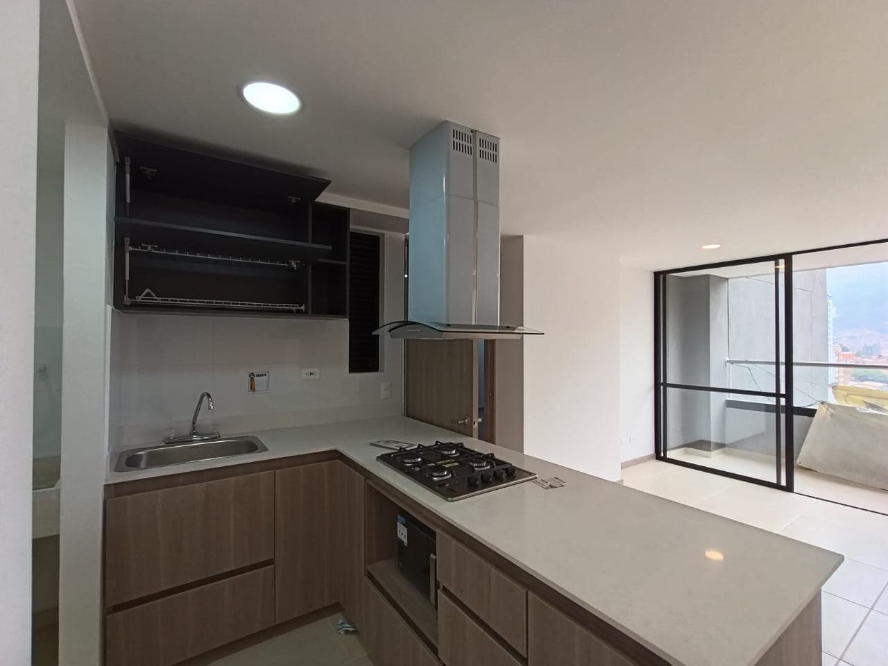 Apartamento en arriendo en Manchester, Bello — foto 5 de 12