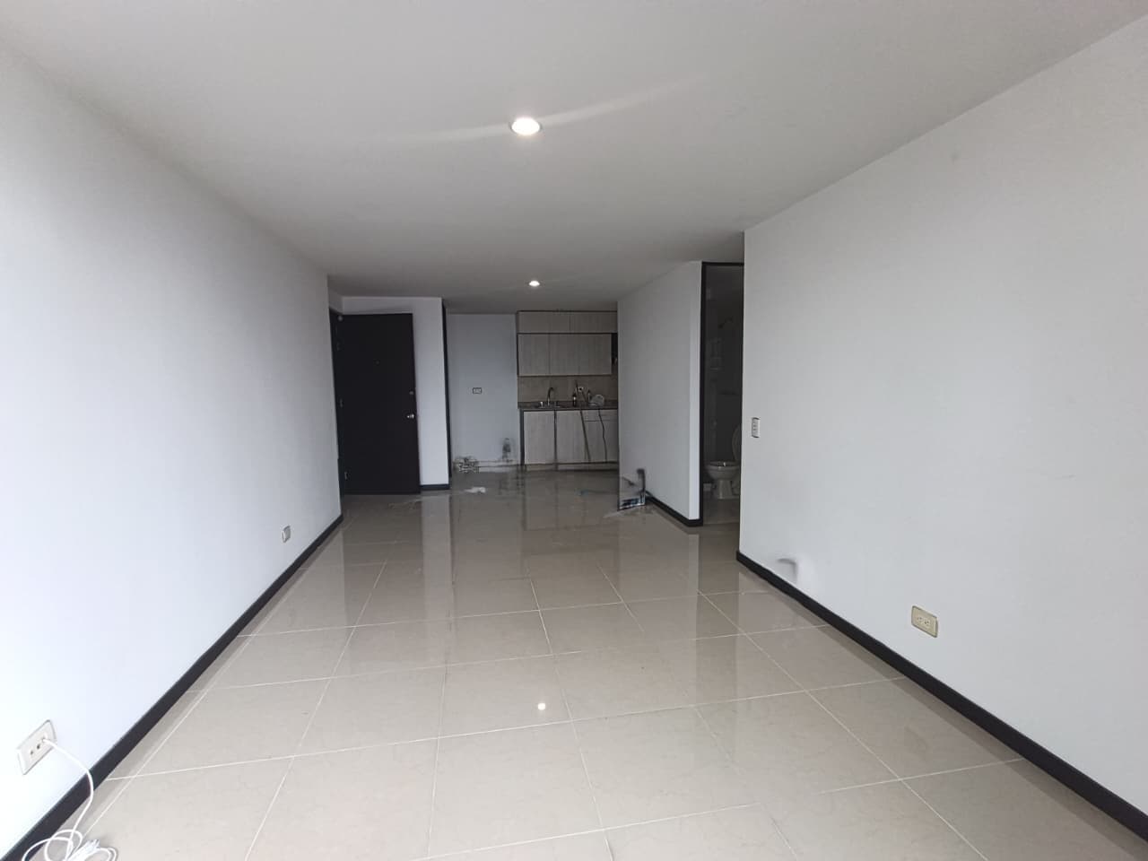 Apartamento en arriendo en Los Balsos, El Poblado, Medellín — foto 4 de 20