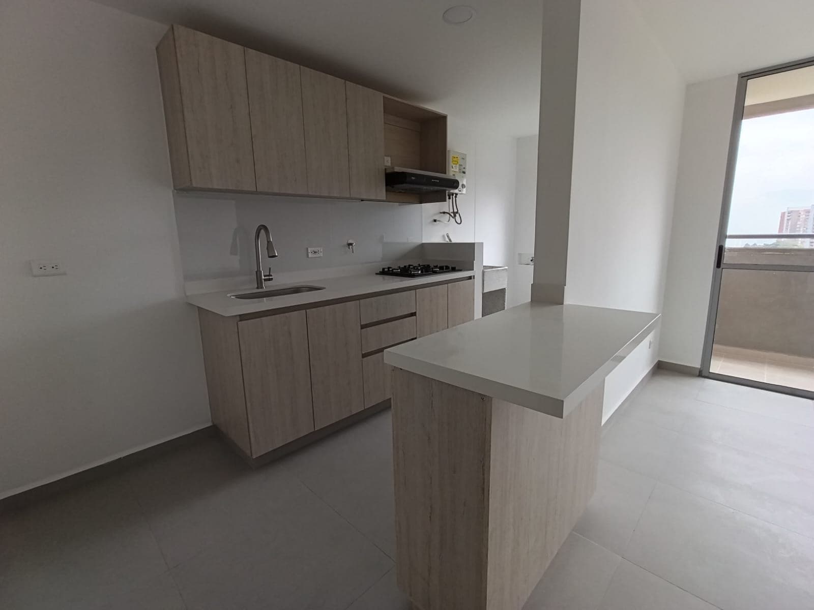 Apartamento en arriendo en El Chinguí, Envigado — foto 2 de 14