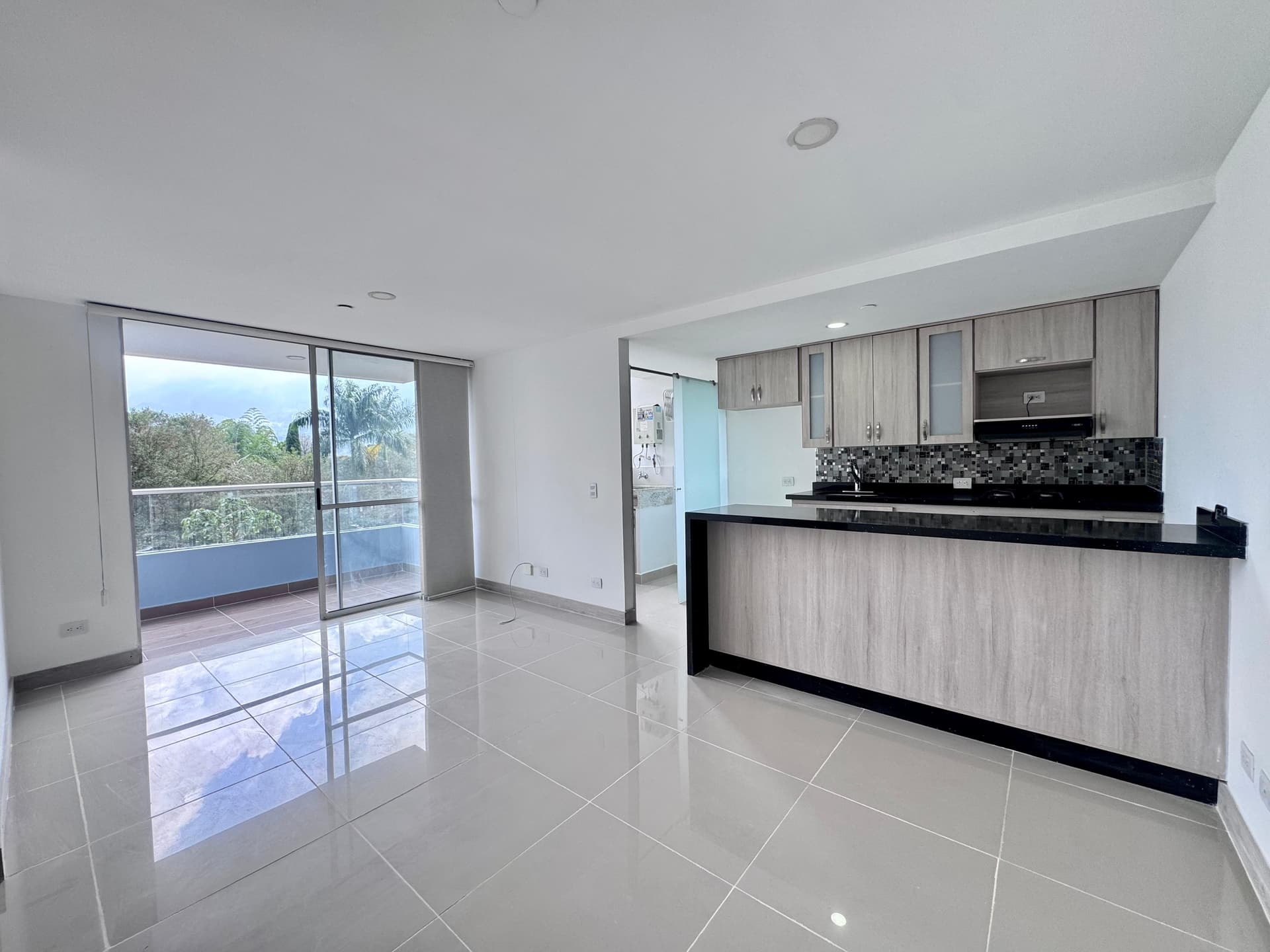 Apartamento en arriendo en Las Antillas, Envigado — foto 1 de 18
