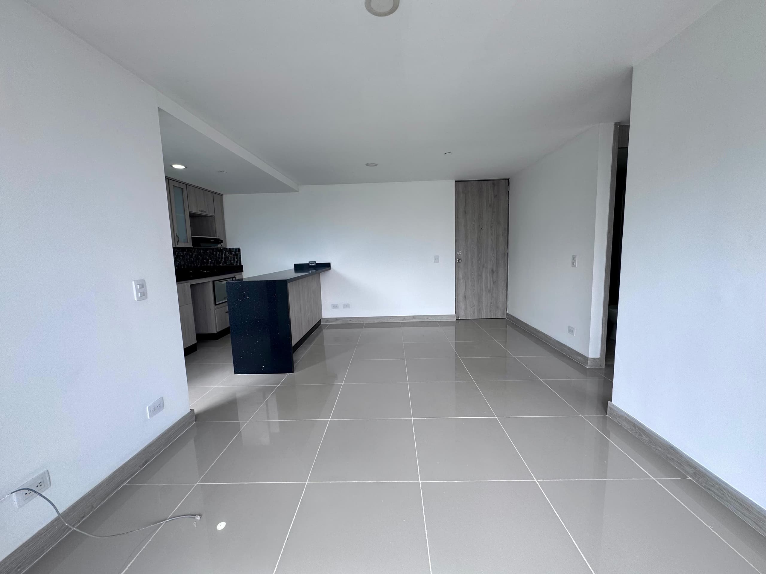 Apartamento en arriendo en Las Antillas, Envigado — foto 3 de 18