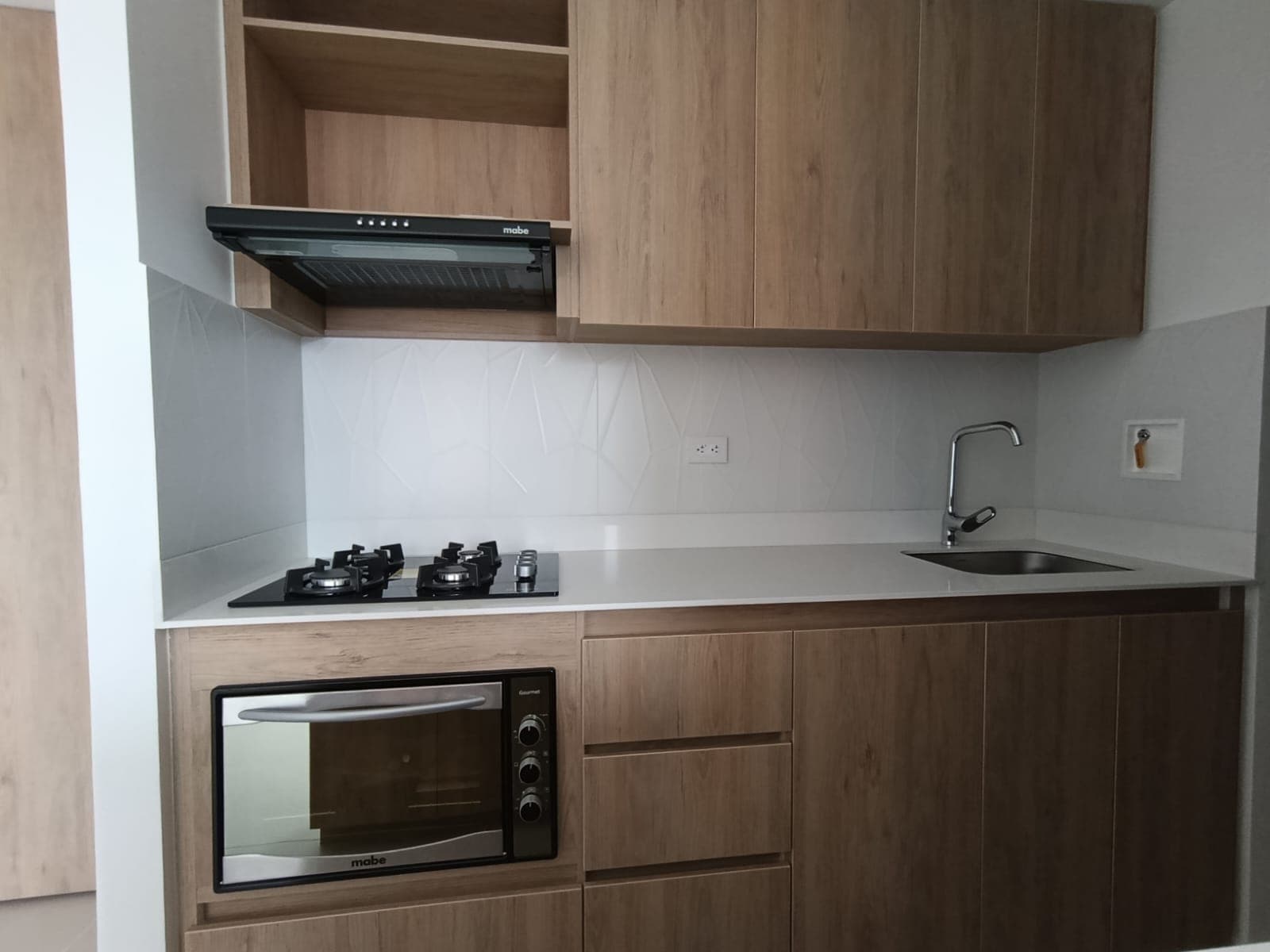 Apartamento en arriendo en La Doctora, Sabaneta — foto 4 de 16