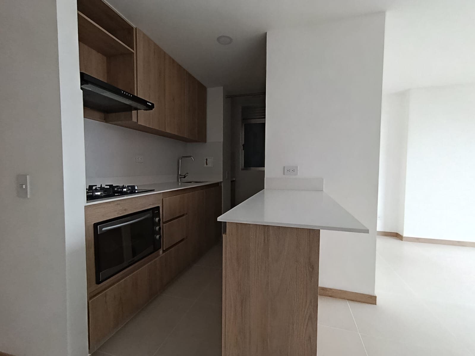 Apartamento en arriendo en La Doctora, Sabaneta — foto 5 de 16