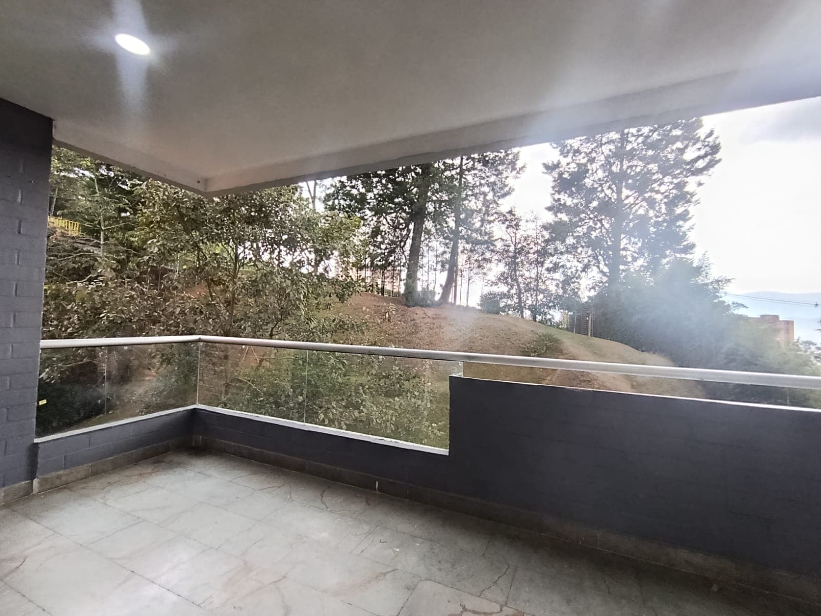 Apartamento en arriendo en La Calera, El Poblado, Medellín — foto 2 de 20