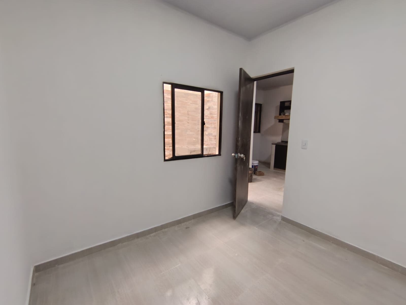 Apartamento en arriendo en La Castellana, Laureles, Medellín — foto 3 de 8