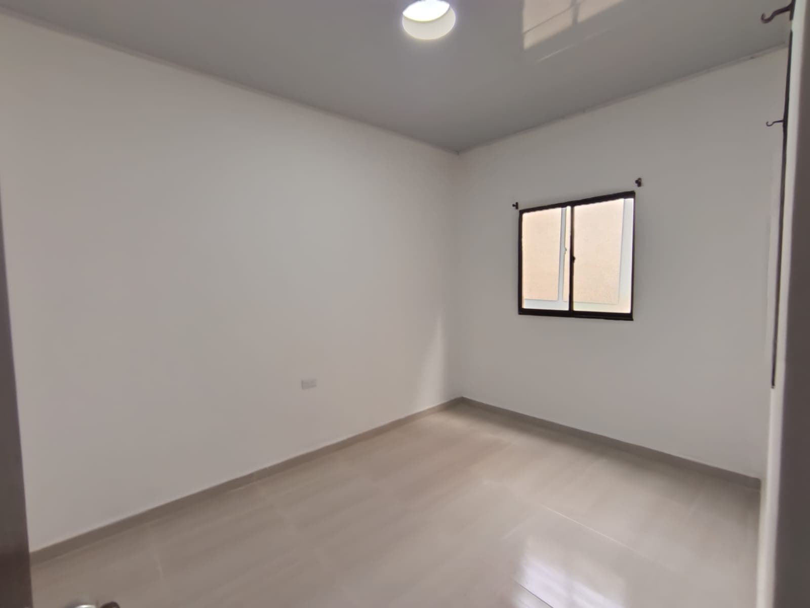 Apartamento en arriendo en La Castellana, Laureles, Medellín — foto 4 de 11