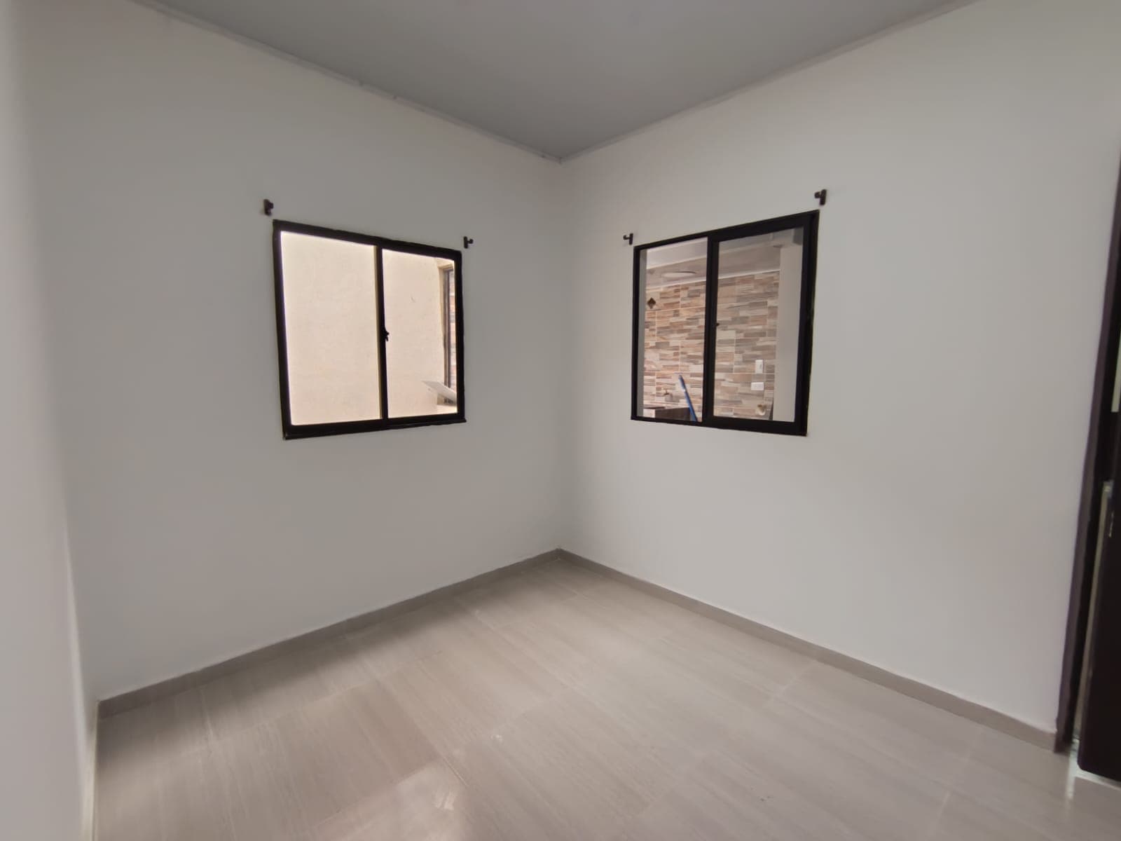 Apartamento en arriendo en La Castellana, Laureles, Medellín — foto 5 de 11