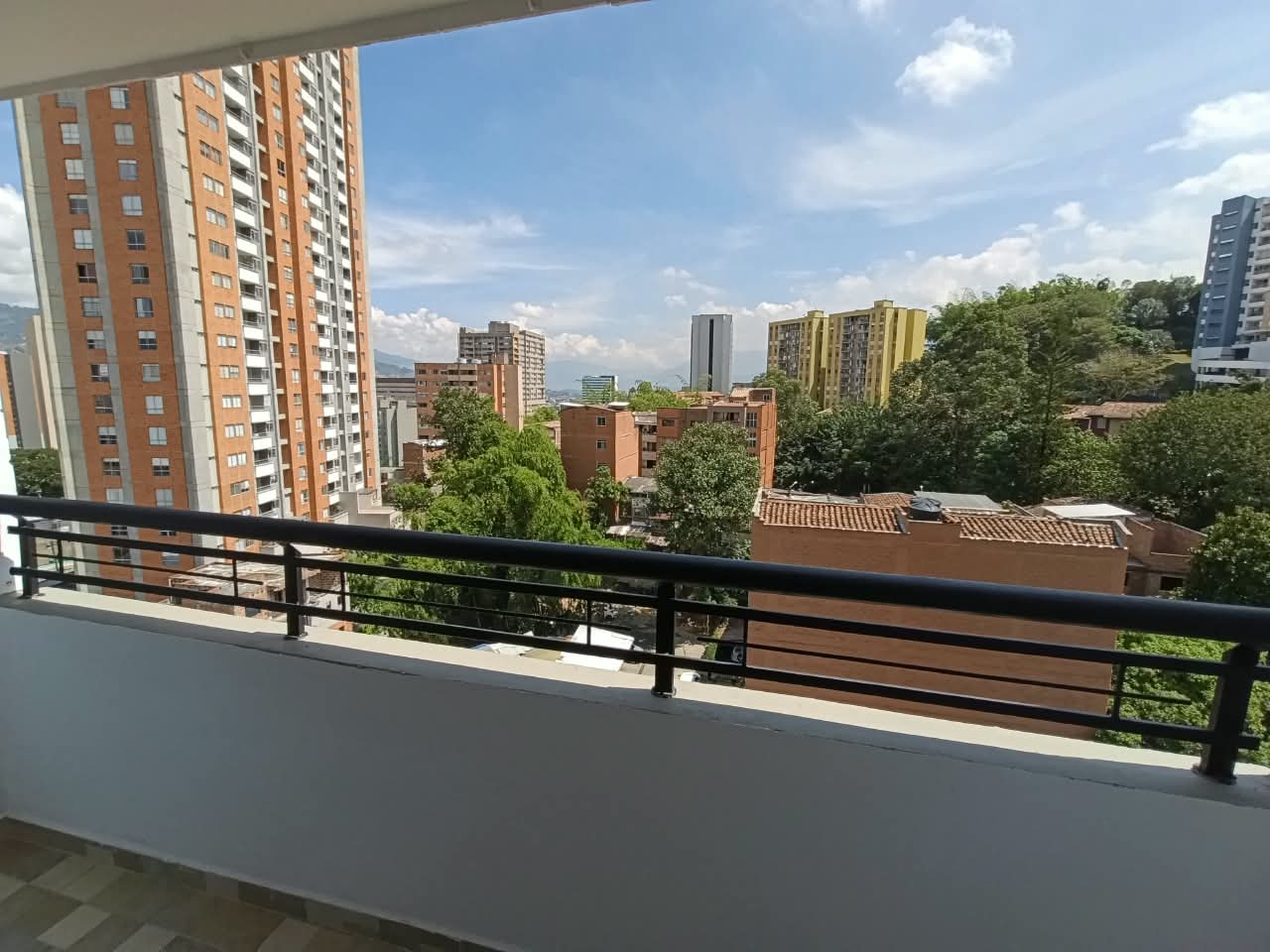 Apartamento en arriendo en Villas del Carmen, Sabaneta — foto 1 de 15