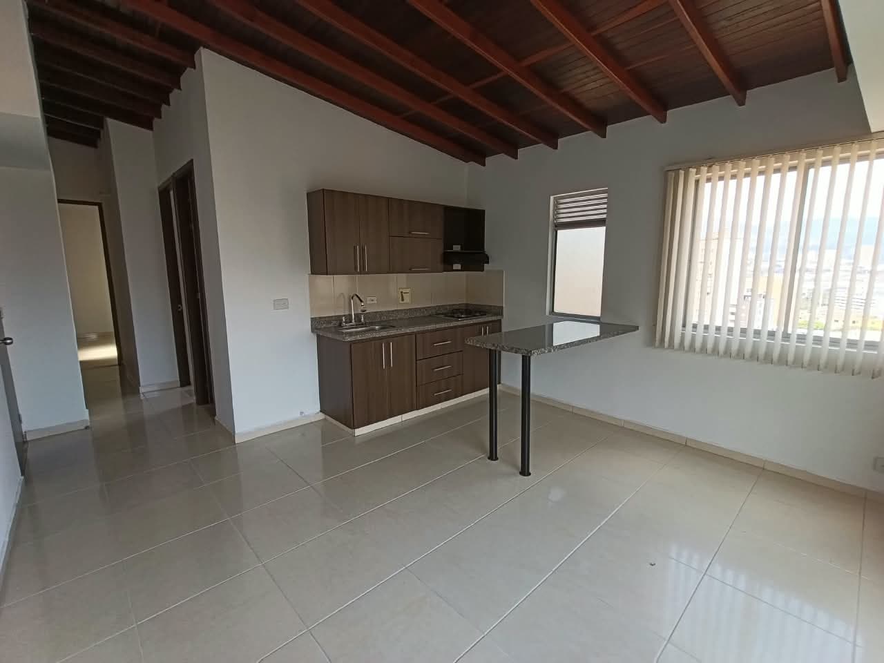 Apartamento en arriendo en Villas del Carmen, Sabaneta — foto 4 de 15