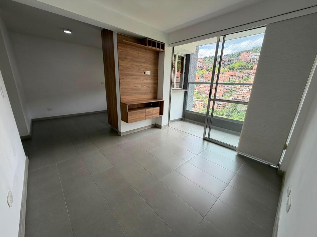 Apartamento en arriendo en La Loma de los Bernal, Belen, Medellín — foto 3 de 14