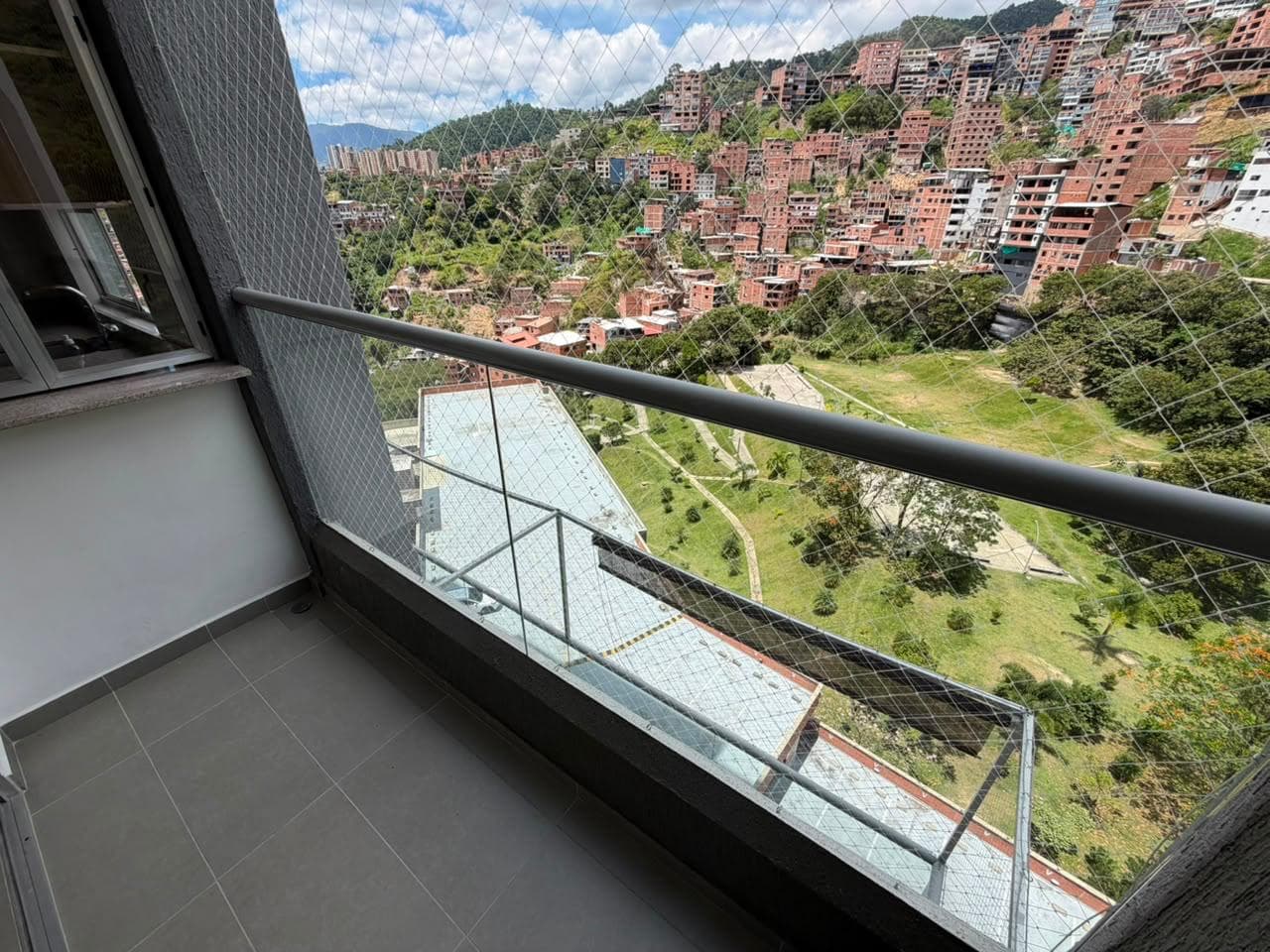 Apartamento en arriendo en La Loma de los Bernal, Belen, Medellín — foto 4 de 14