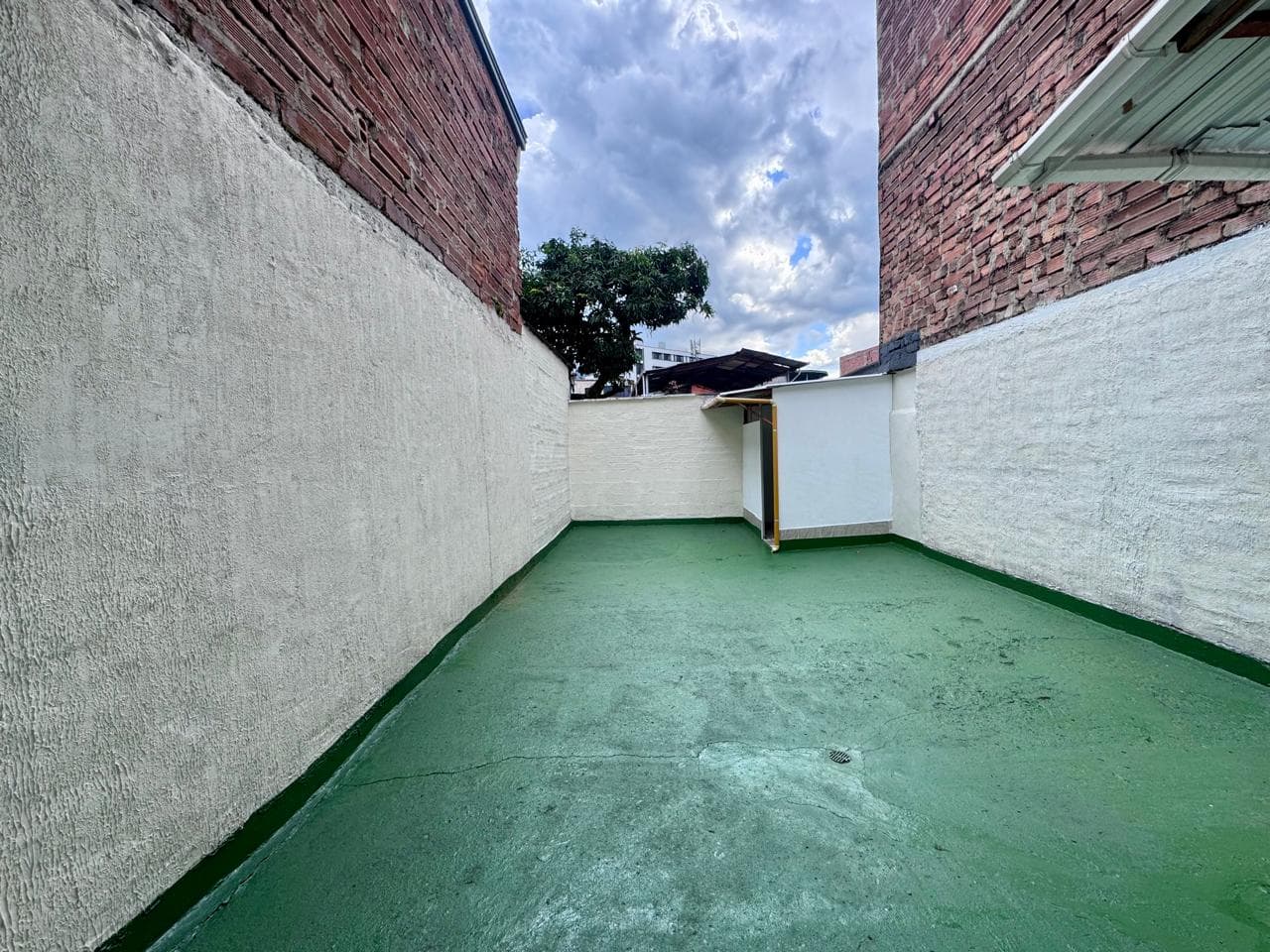 Casa Comercial en arriendo en La Sebastiana, Envigado — foto 2 de 17