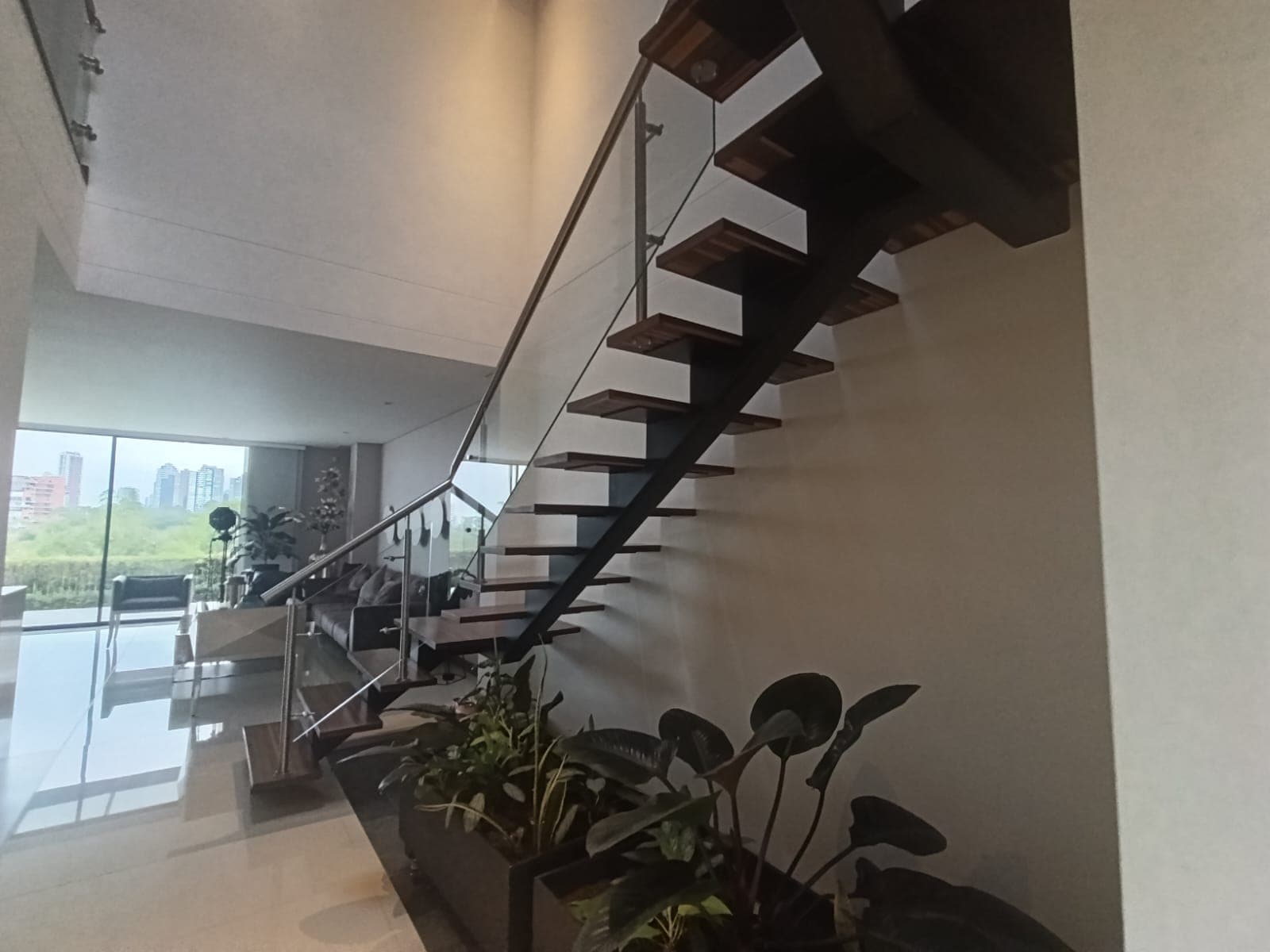 Casa Vivienda en arriendo en El Chocho, Envigado — foto 3 de 20