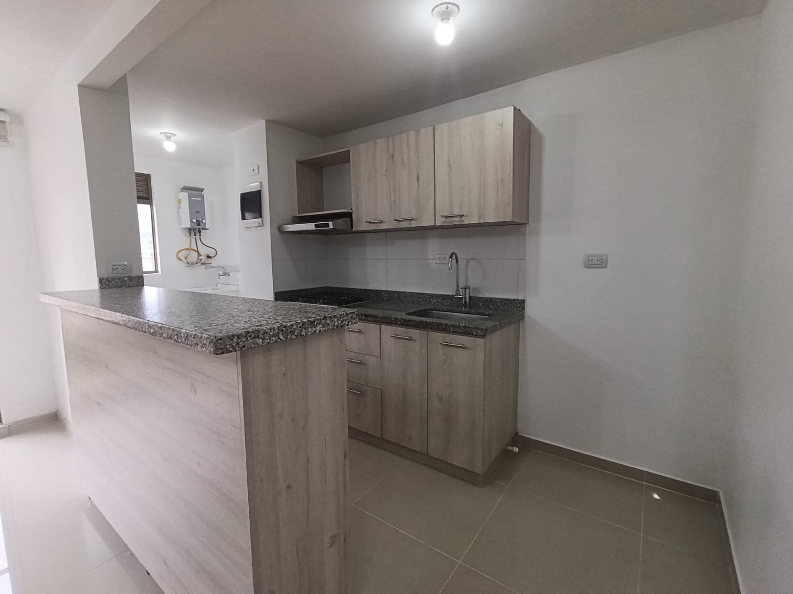 Apartamento en arriendo en Aves María, Sabaneta — foto 3 de 14