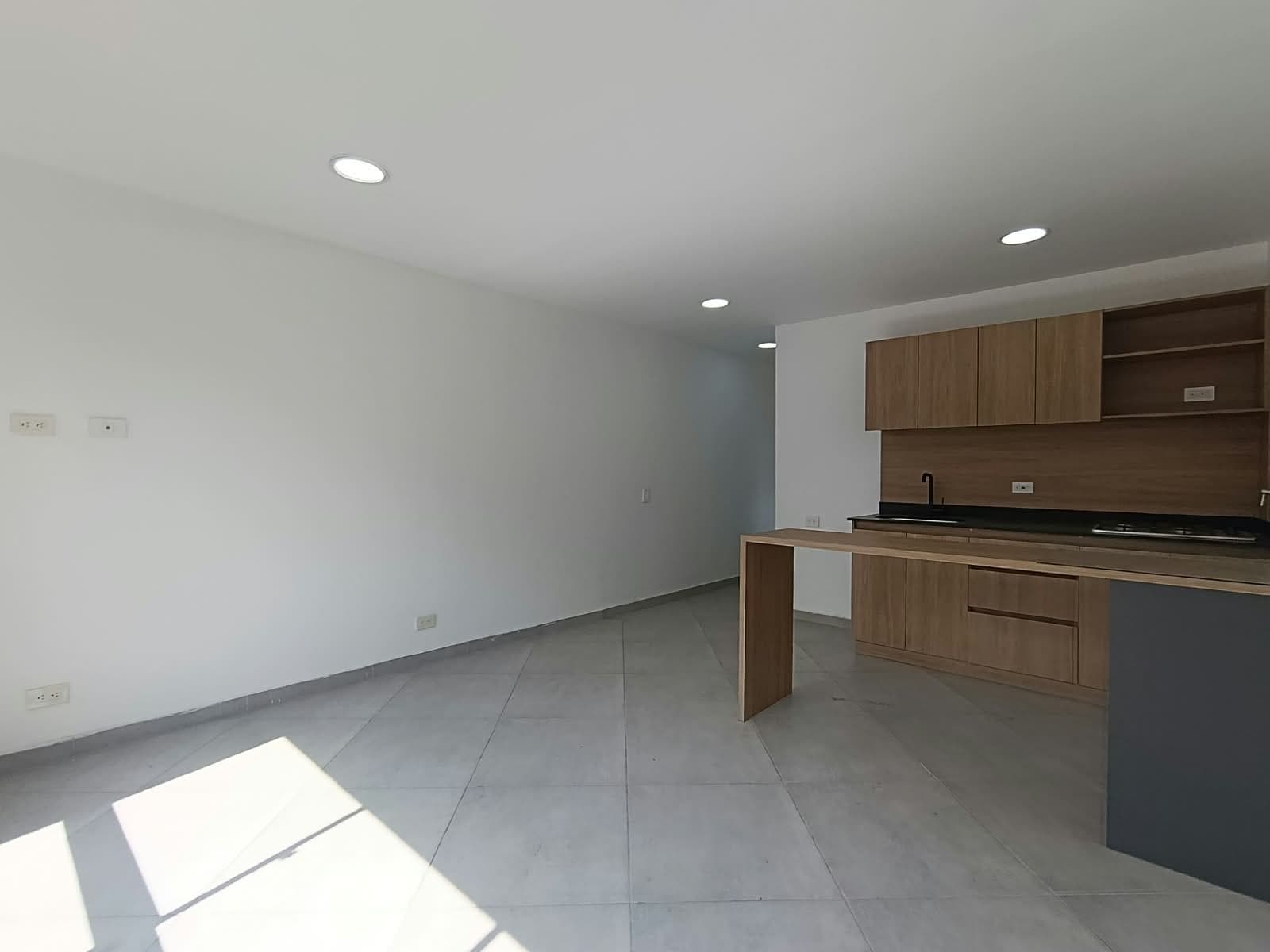 Apartamento en arriendo en Boston, Centro, Medellín — foto 2 de 12