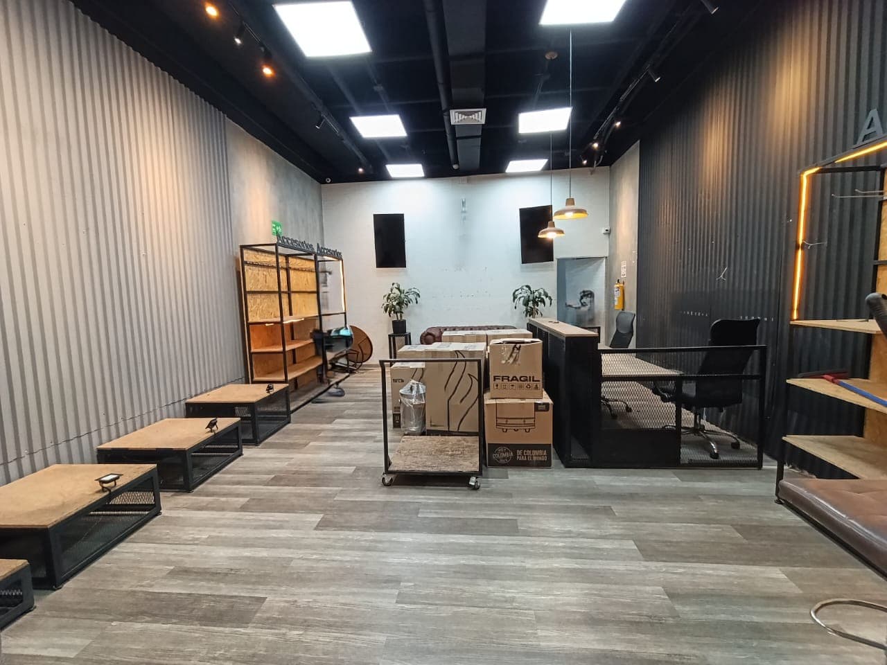 Local en arriendo en Barrio Colombia, El Poblado, Medellín — foto 4 de 12