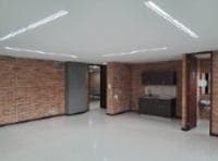 Oficina en arriendo en Loma de San Julián, El Poblado, Medellín — foto 1 de 14