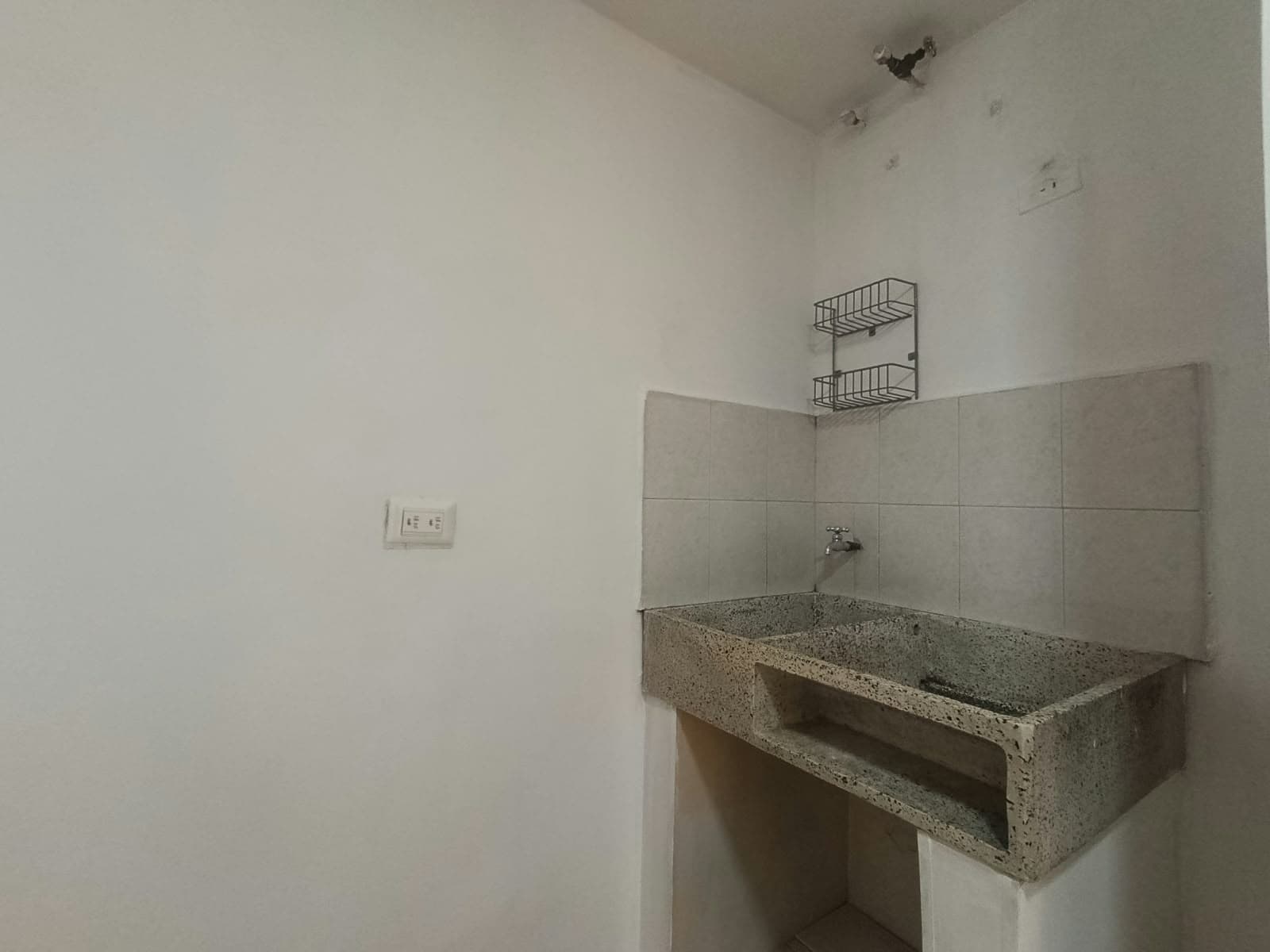 Apartaestudio en arriendo en La América, Medellín — foto 3 de 14